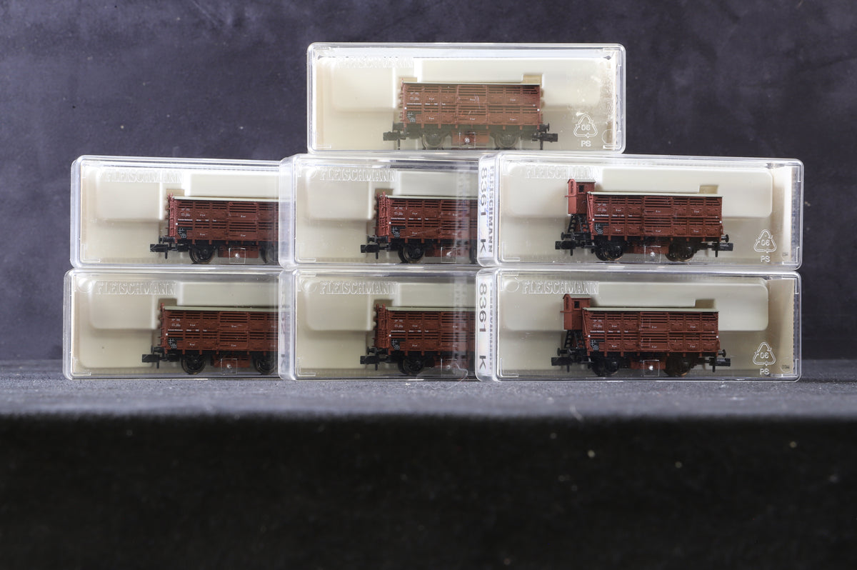 Fleischmann N Rake Of 7 DRG Cattle Wagons Inc. 8352x5 &amp; 8361x2