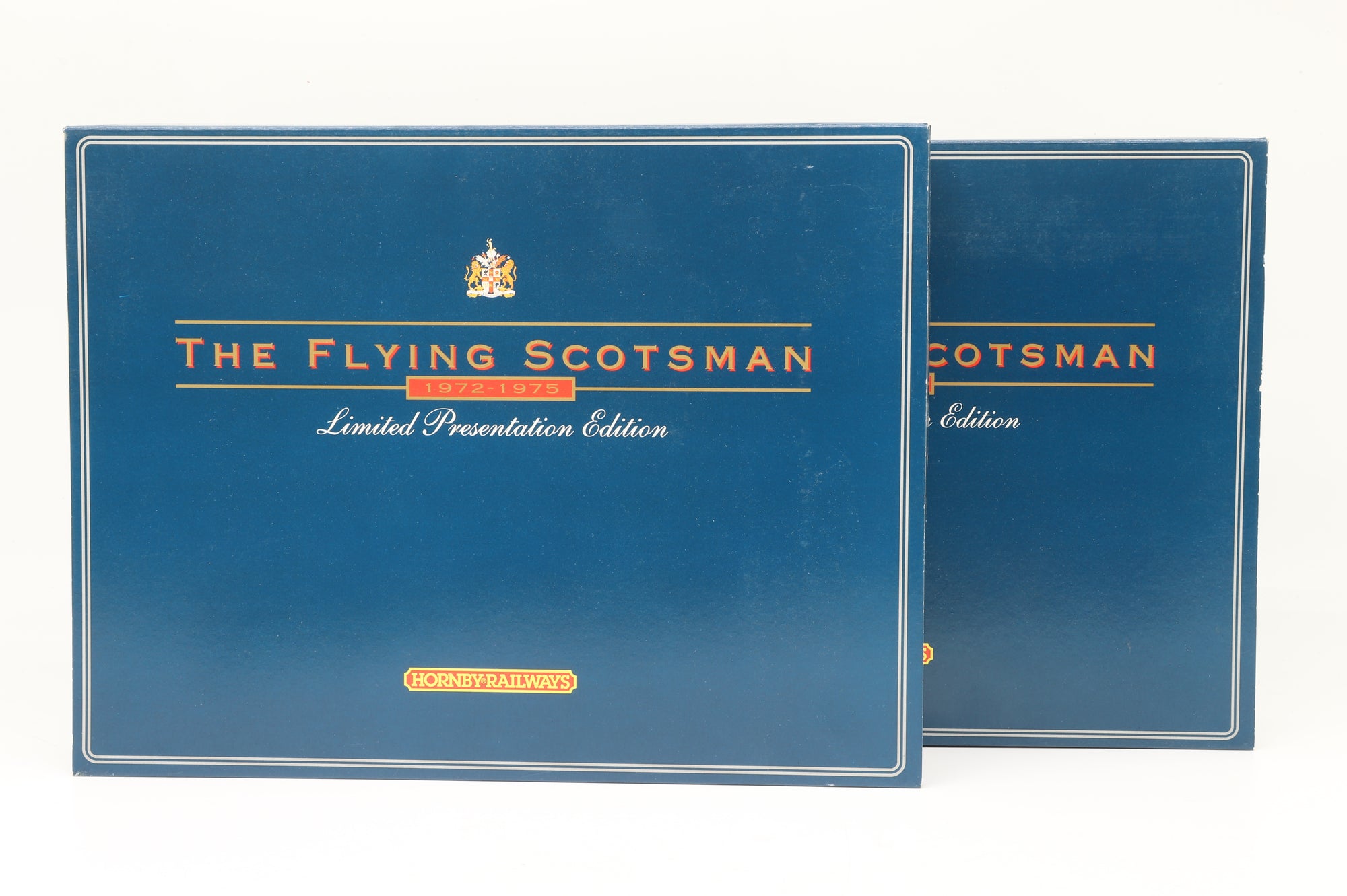 Hornby OO R089/098 Class A3 'Flying Scotsman' w/ Additional Tender & 2x Mk2As