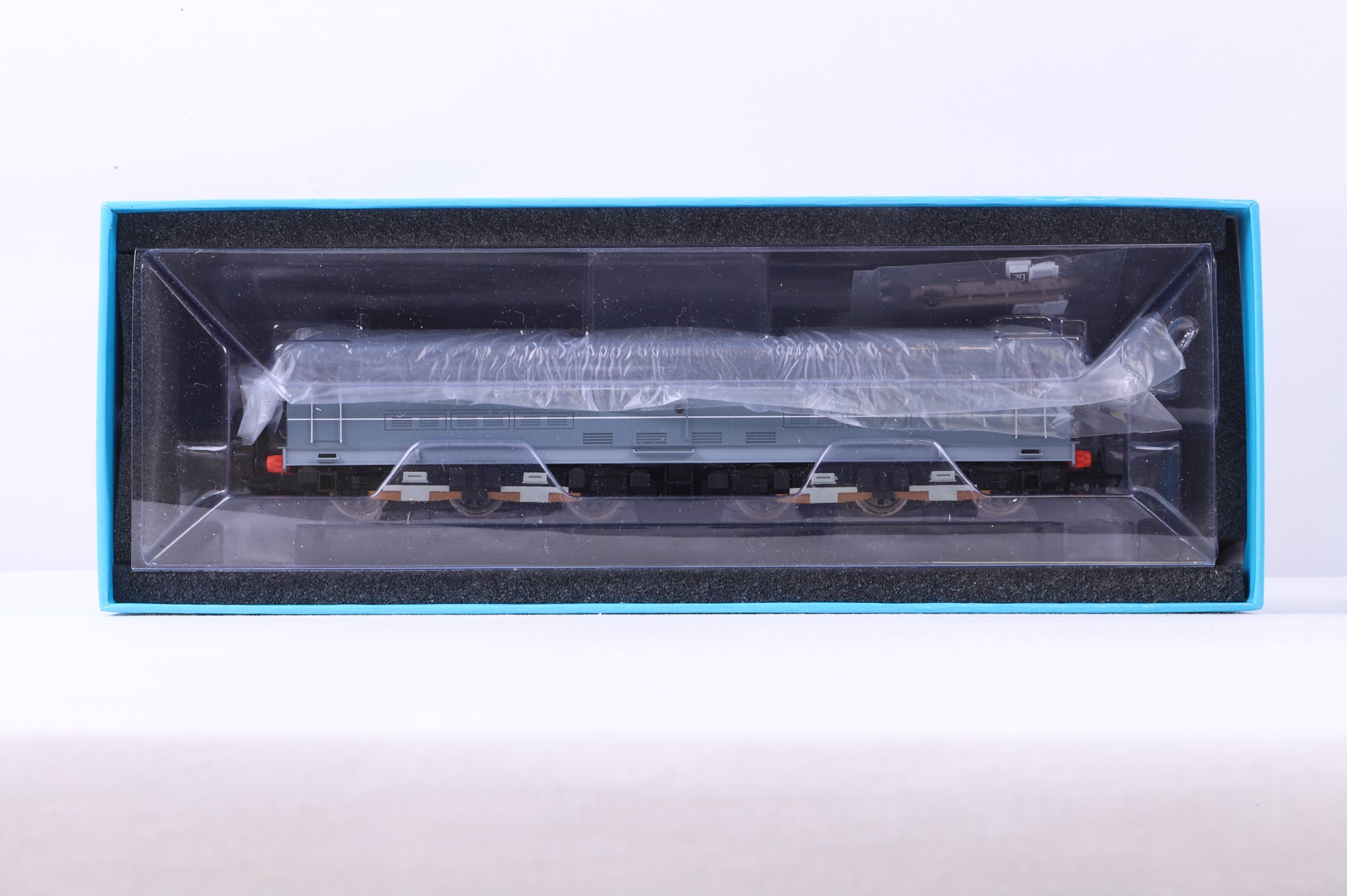 EFE Rail OO E82001 SR Bulleid Booster 'CC1' SR Grey