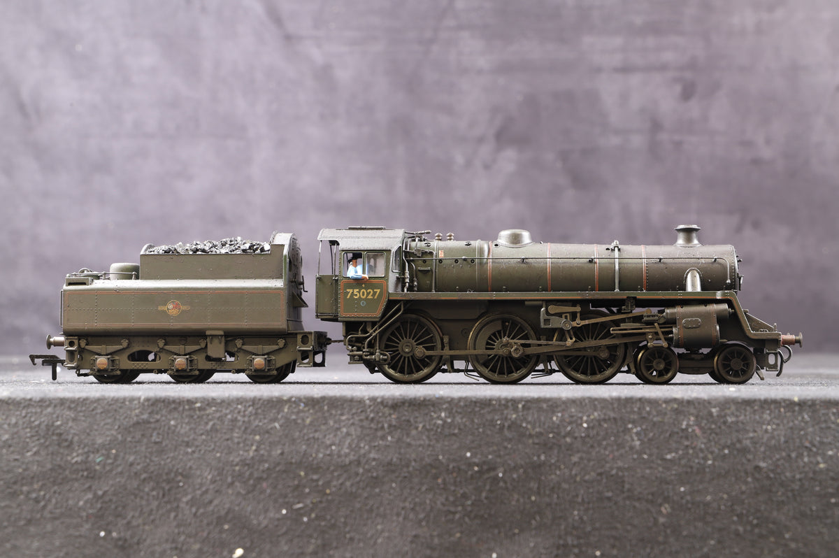 Bachmann OO 31-115 Standard Class 4MT &#39;75027&#39; BR2 Tender BR Lined Green L/C Weathered