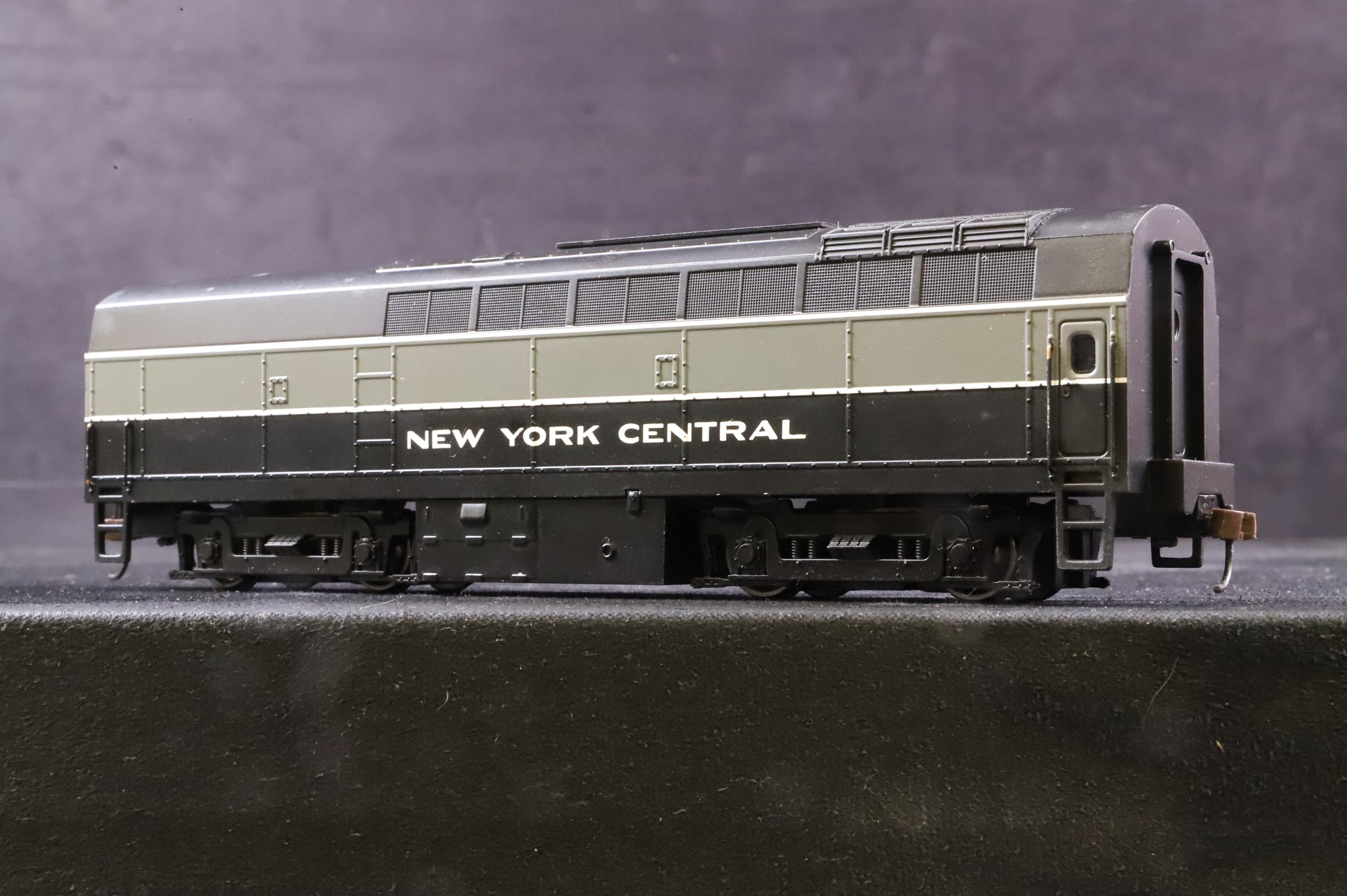 Bachmann HO 61903 Baldwin RF-16 Shark Diesel B Unit DCC Fitted