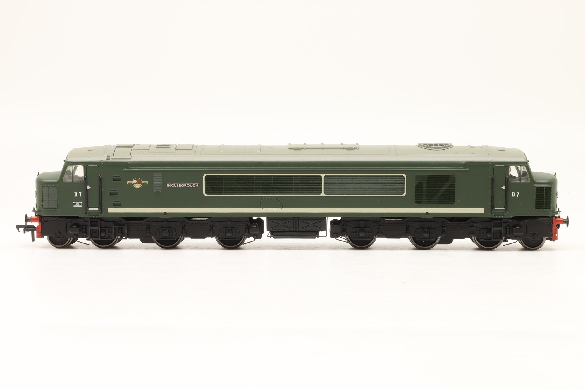 Bachmann OO Class 44 Peak No. D7 'Ingleborough' BR Green