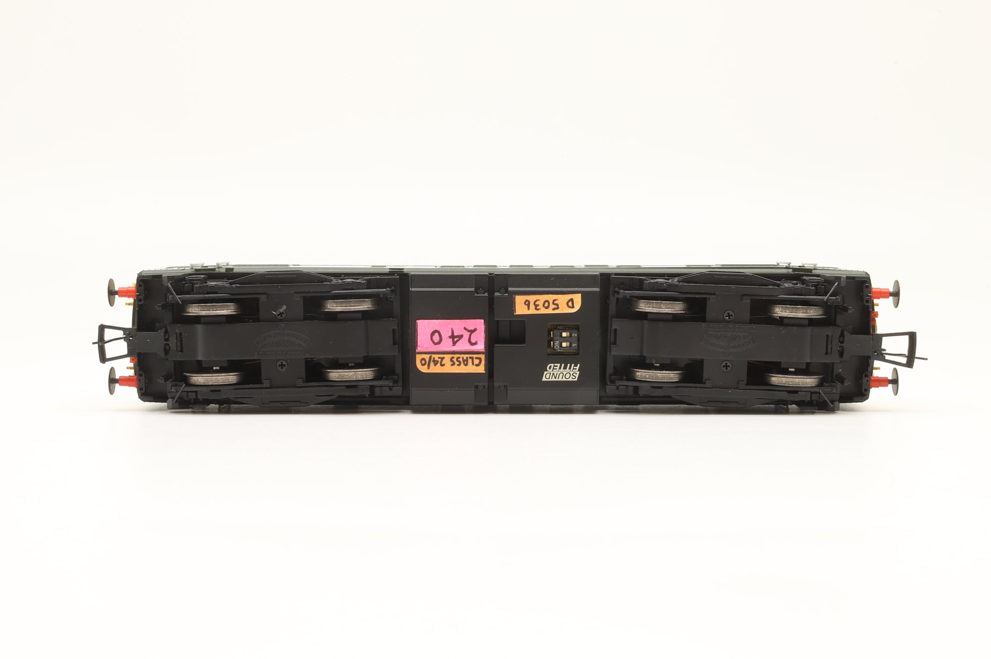 Bachmann OO 32-415SF Class 24/0 'D5036' BR Green, DCC Sound