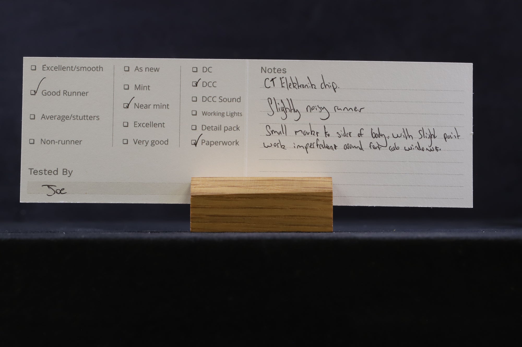 Graham Farish N Gauge 371-777 Class 90 90046 in Freightliner Livery