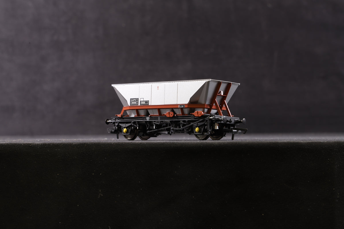 Accurascale OO Rake of 5 HAA Wagons