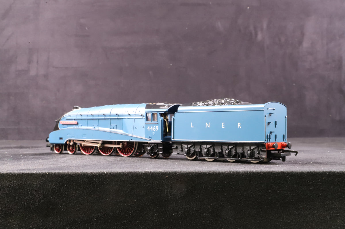 Hornby OO R328 Class A4 &#39;Sir Ralph Wedgwood&#39; &#39;4469&#39; LNER Garter Blue Ltd Ed 1626/ 3000