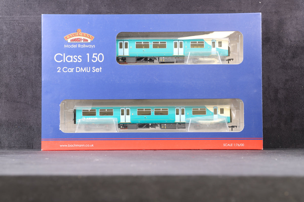 Bachmann OO 32-935 Class 150/2 DMU 2 Car &#39;Arriva Trainswales/Trenau Arriva Cymru&#39;