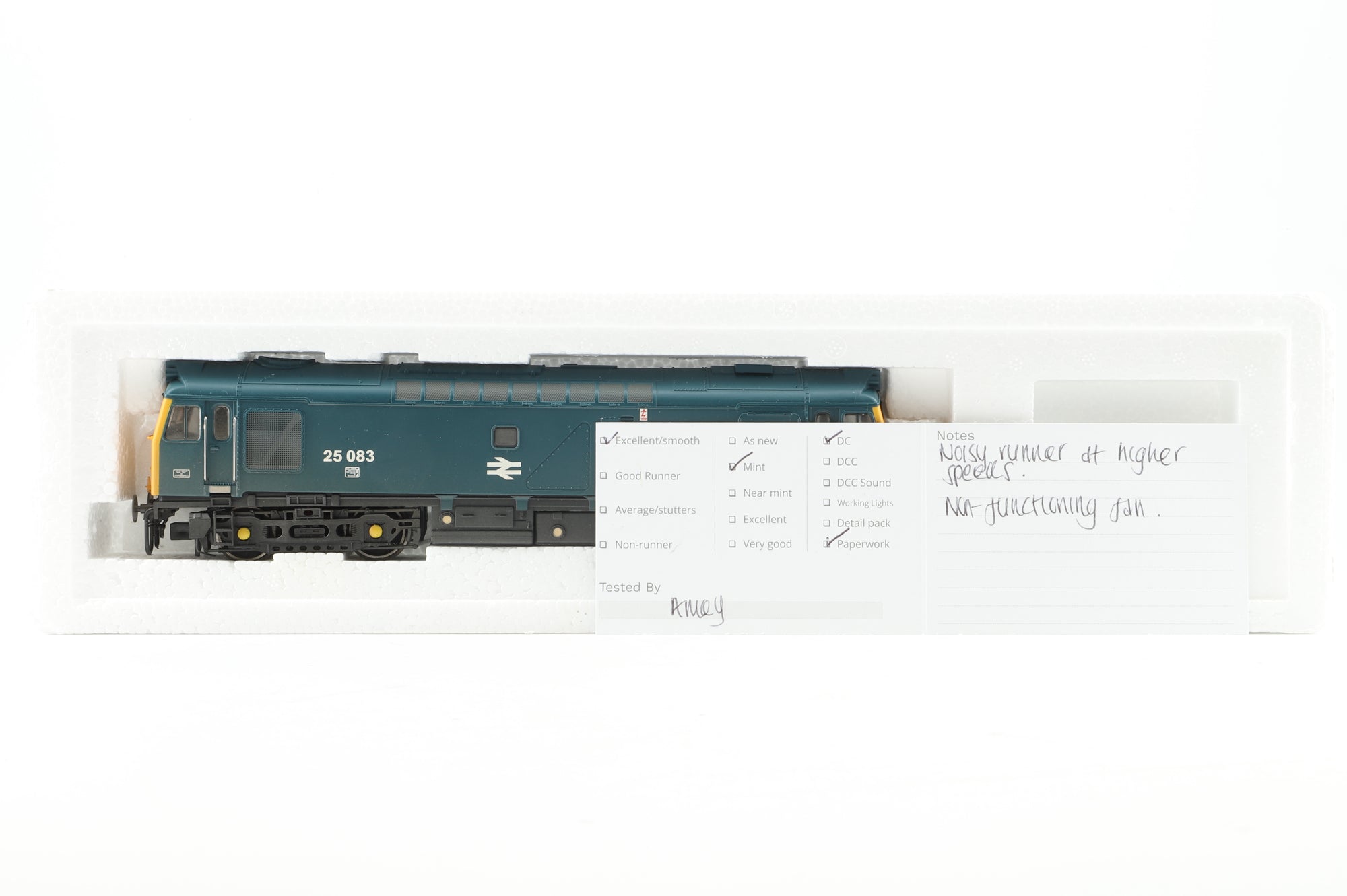 Bachmann OO 32-412 Class 25/2 25083 in BR Blue - Weathered