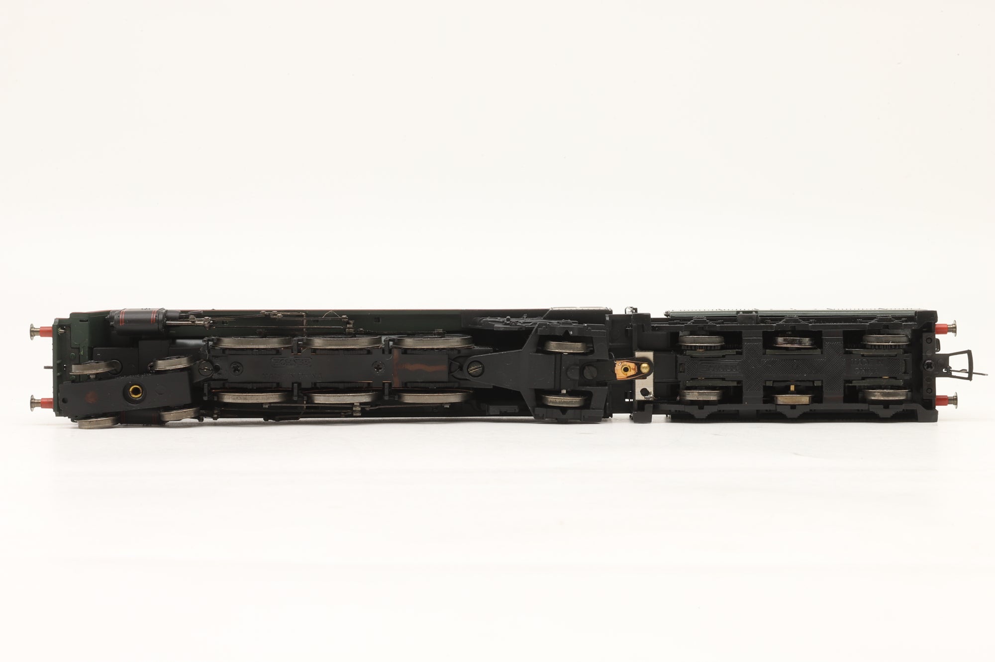 Hornby OO R2180 Britannia Class '70040' 'Clive Of India' BR Lined Green L/C