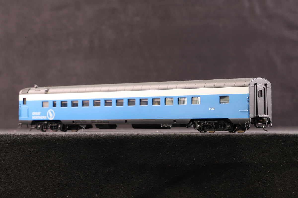 Shoreham Shops Limited/Oriental HO Brass Rake Of 8 Brass Great Northern Blue &amp; White Coaches