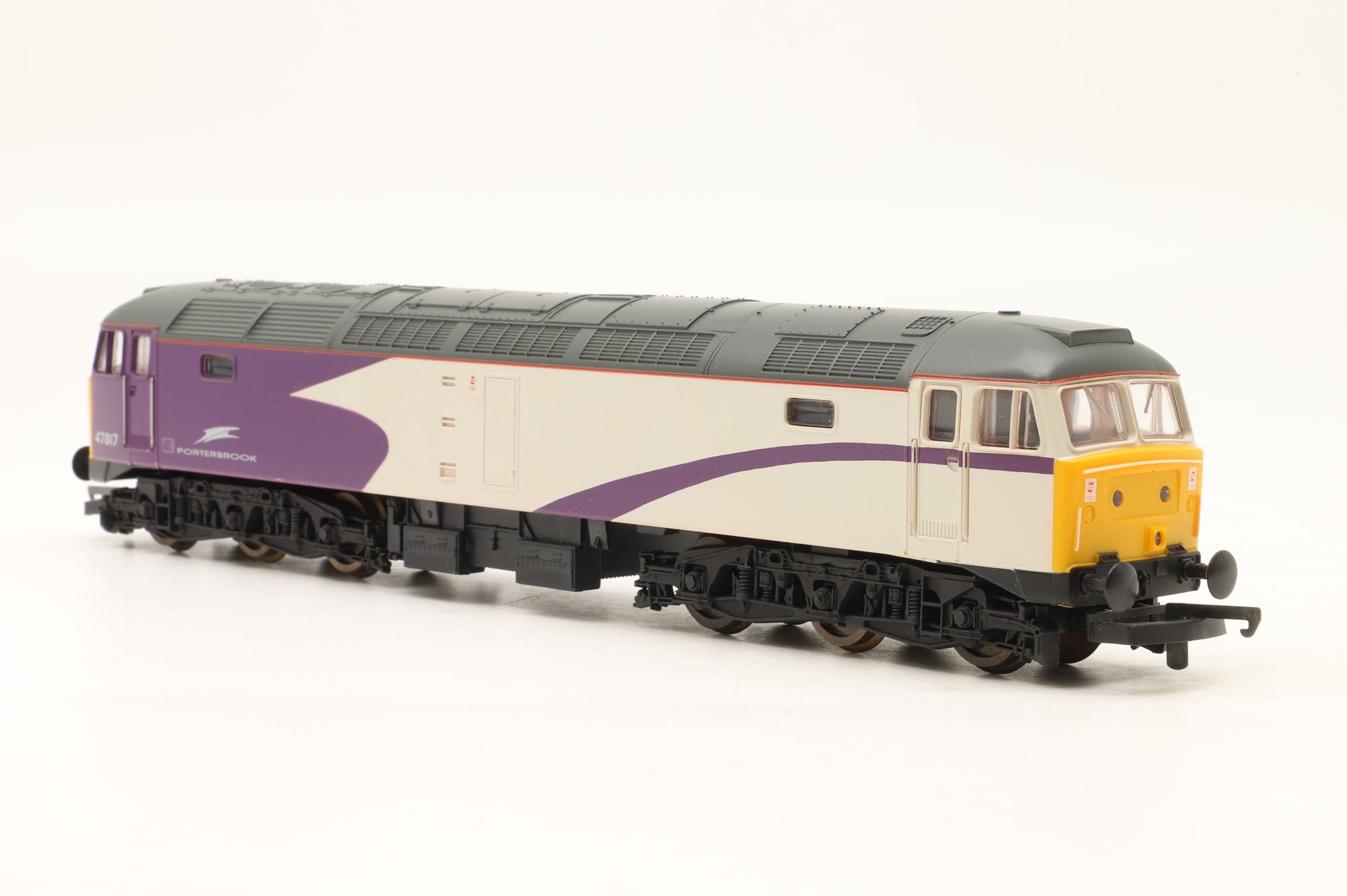 Lima OO Class 47 '47817' Diesel Locomotive Porterbrook