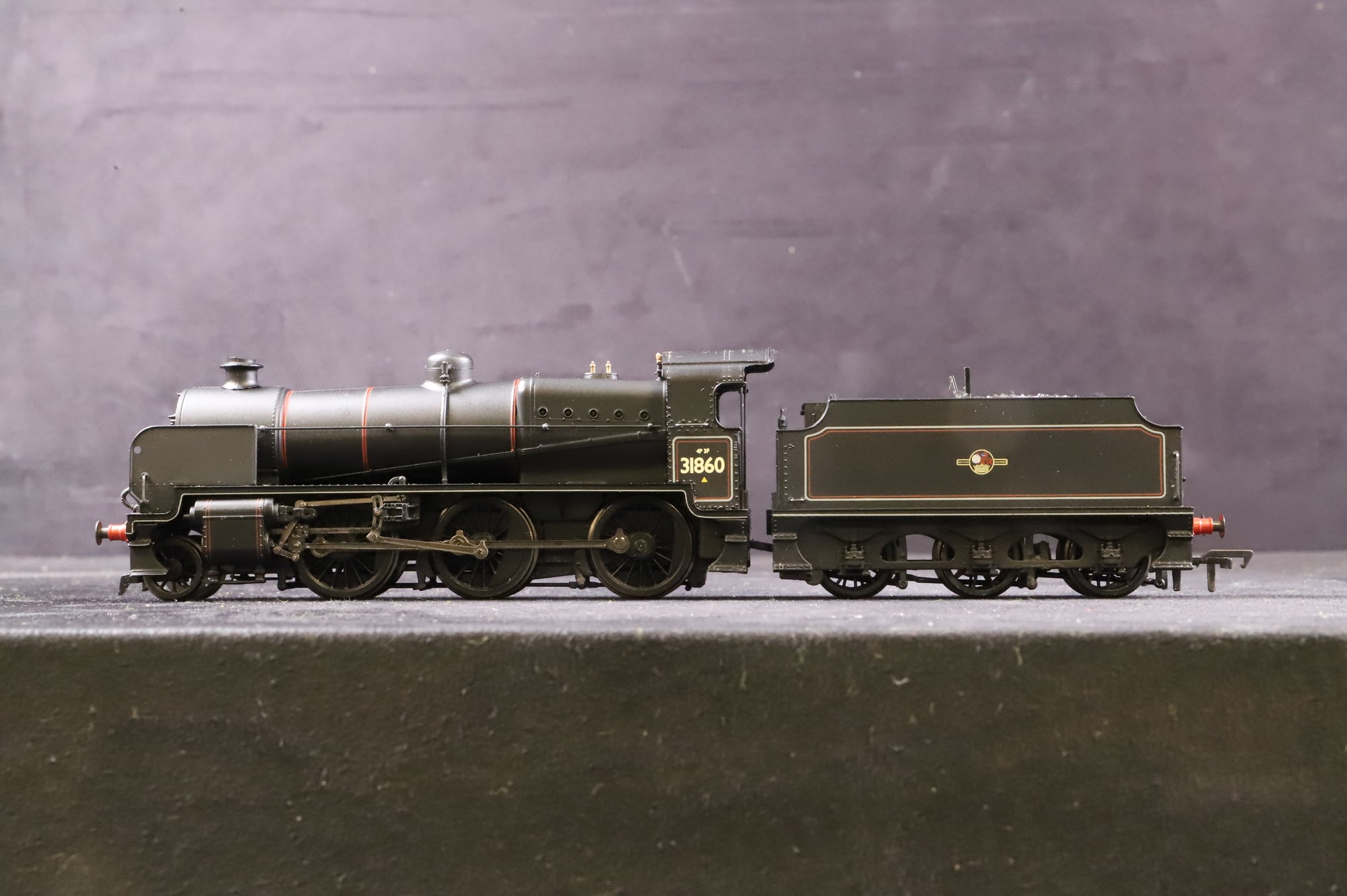 Bachmann OO 32-151 N Class '31860' BR Lined Black E/Emblem