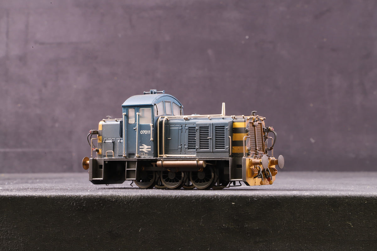 Heljan OO 29141 Class 07 V2 D2989 in BR Blue w/ Wasp Stripes
