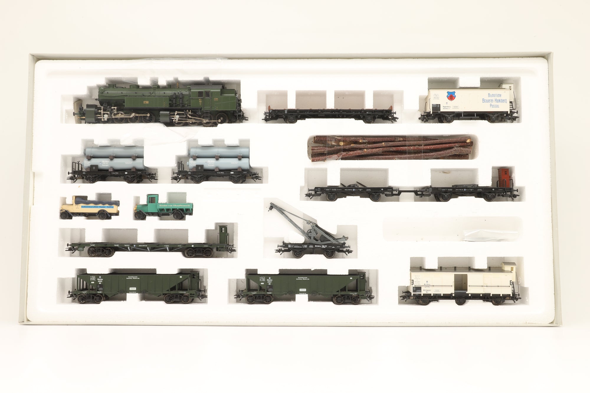 Marklin HO 26960 11 Piece Bavarian Set With Steam Locomotive Gt 2x4/4 'Mallet' DRG 3 Rail Digital