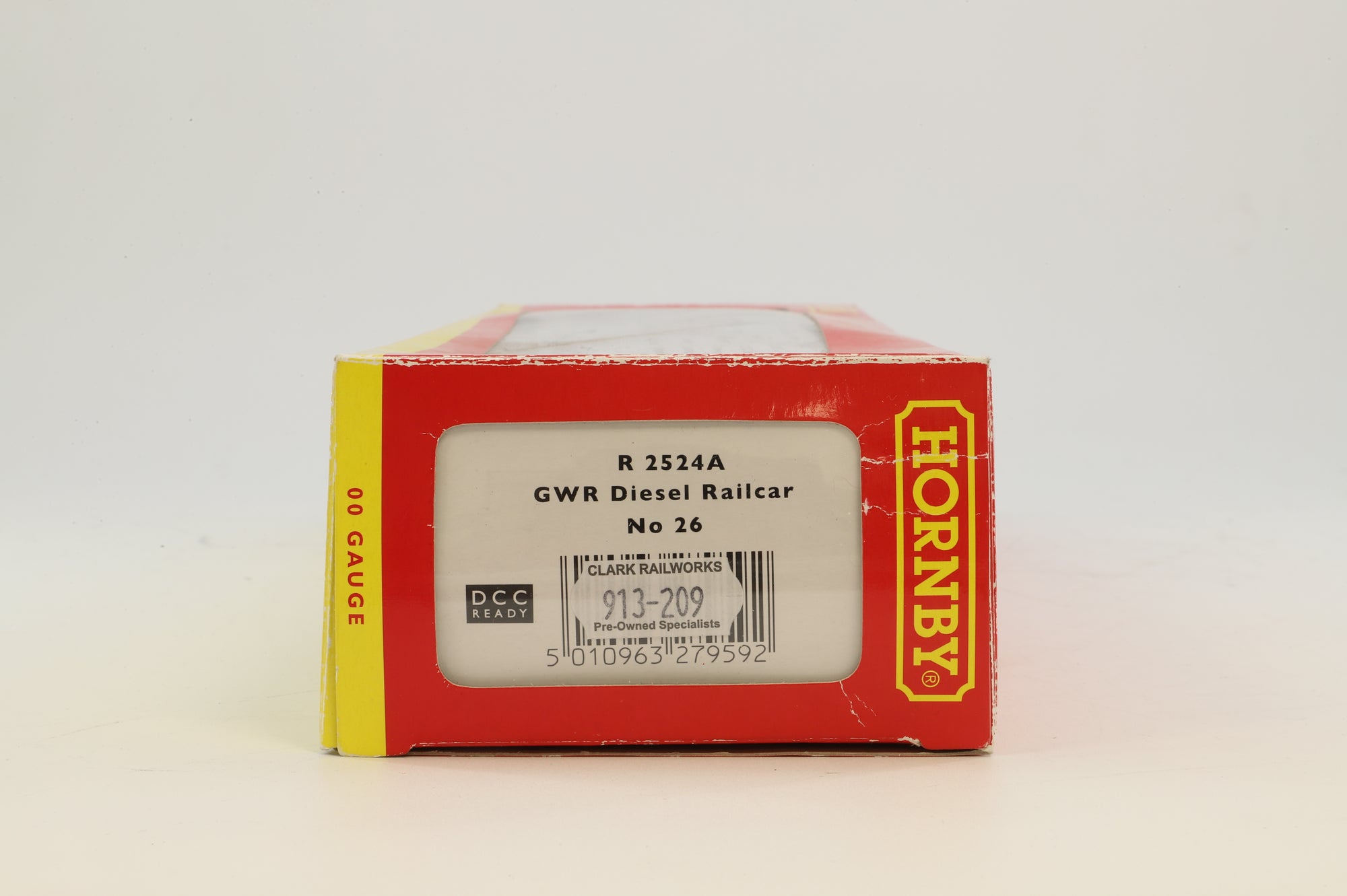 Hornby OO R2524A GWR Railcar 'No26'