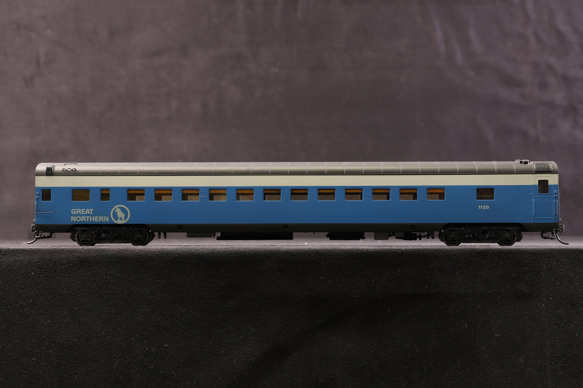 Shoreham Shops Limited/Oriental HO Brass Rake Of 8 Brass Great Northern Blue &amp; White Coaches