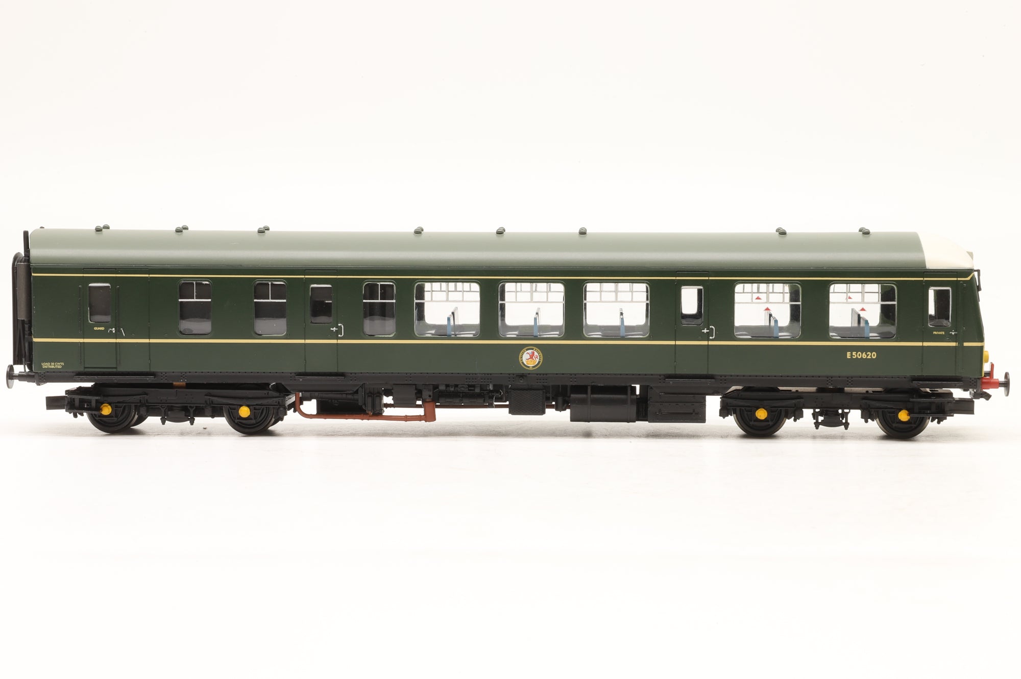 Bachmann OO 32-911 Class 108 3-Car DMU BR Green, Yellow Warning Panels