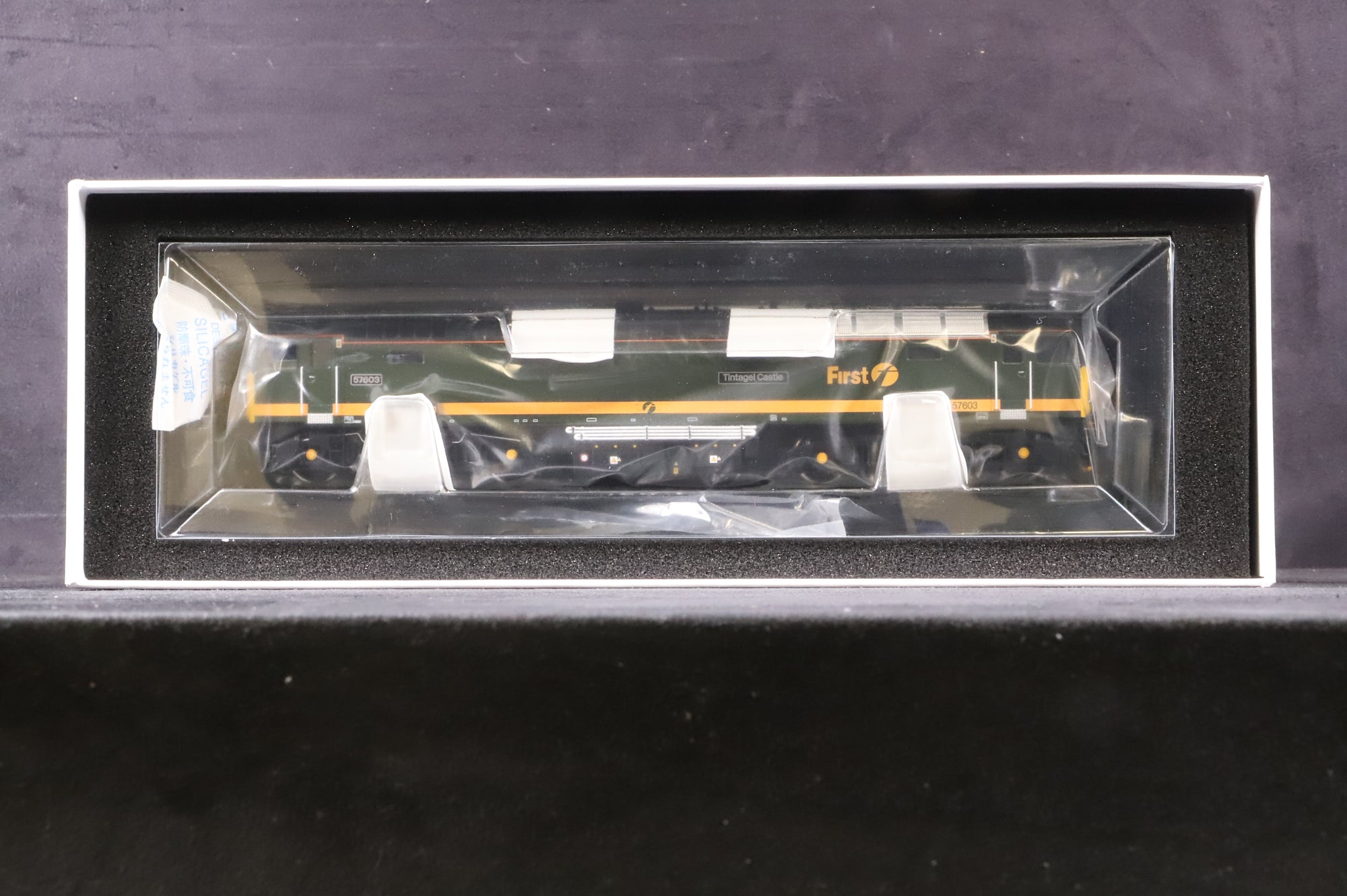Heljan OO 5708 Class 57 '57603' 'Tintagel Castle' FGW Green