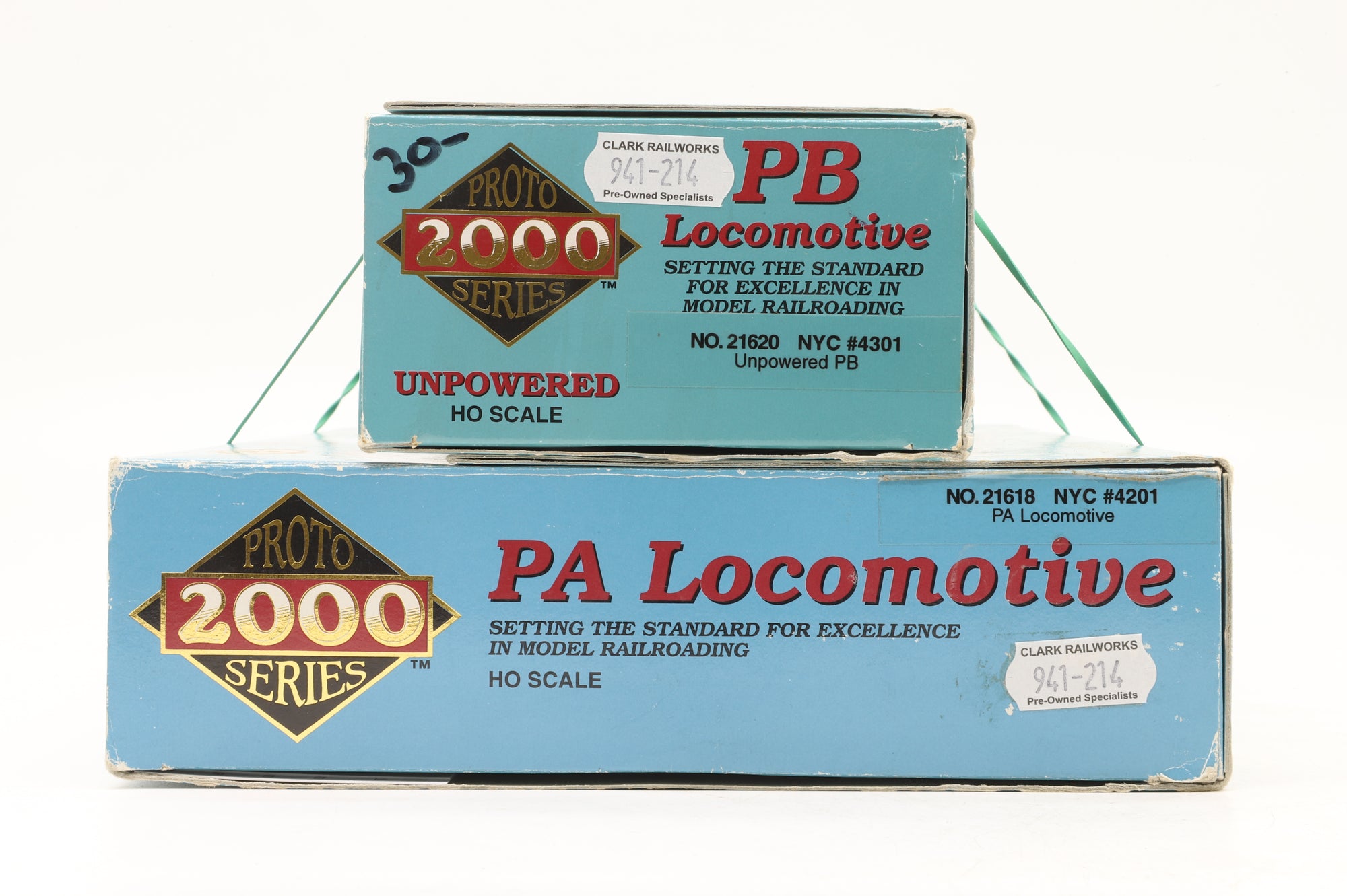 Proto 2000 Series HO 21618 & 21620 PA & PB Diesel Locomotive '4201 & 4301'