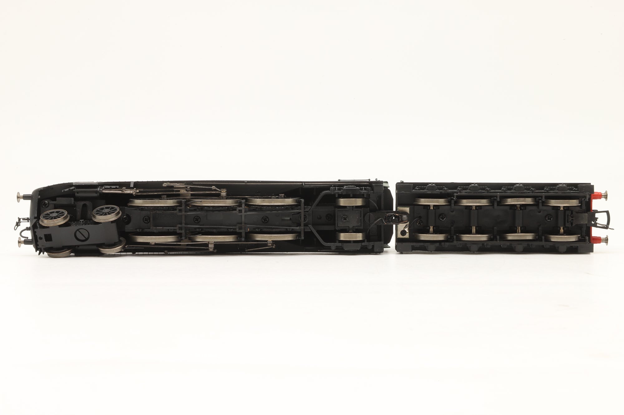 Hornby OO R2494 BR Class A4 'Guillemot'