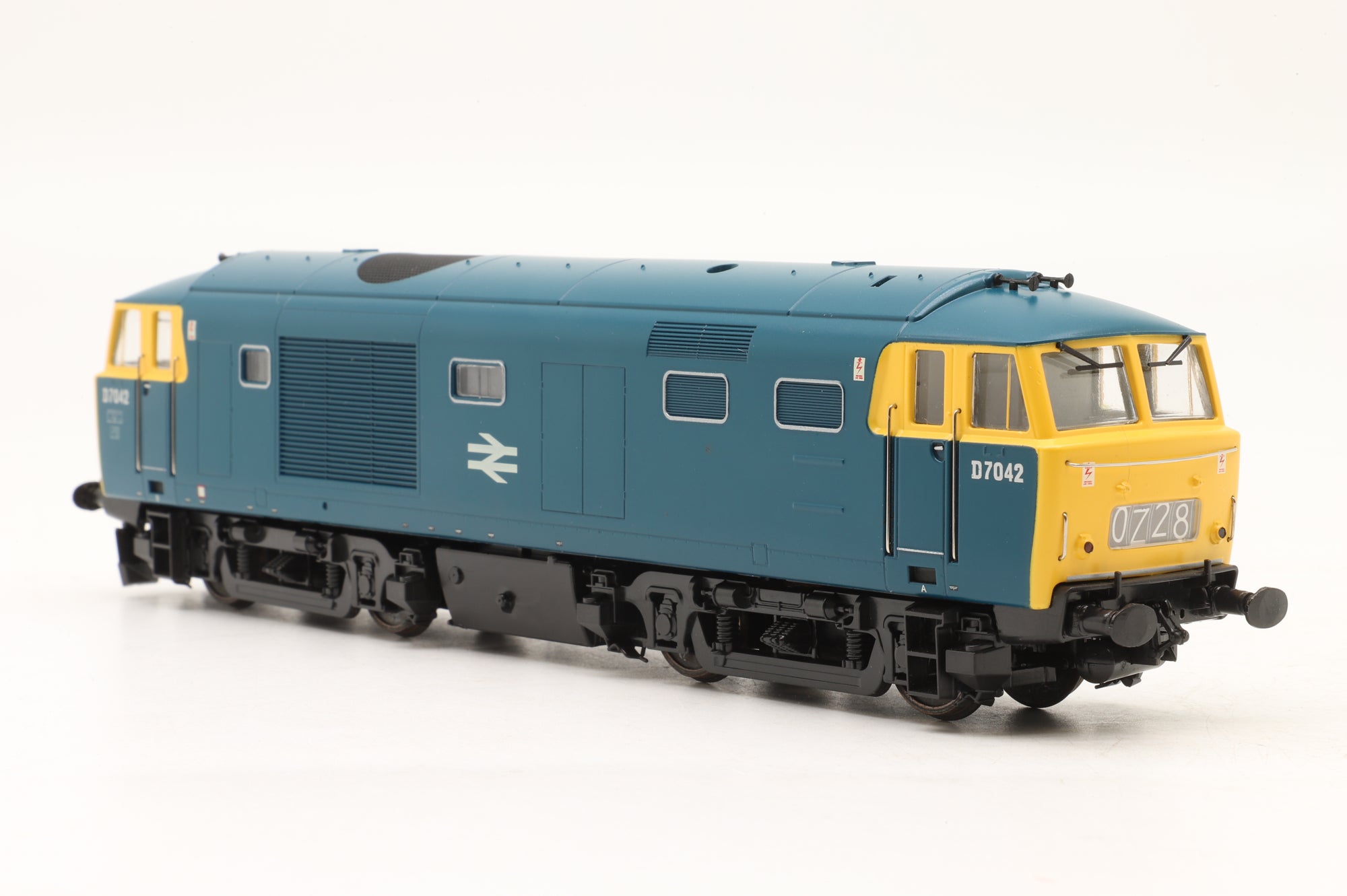 Heljan OO 3503 Class 35 D7042 in BR Blue