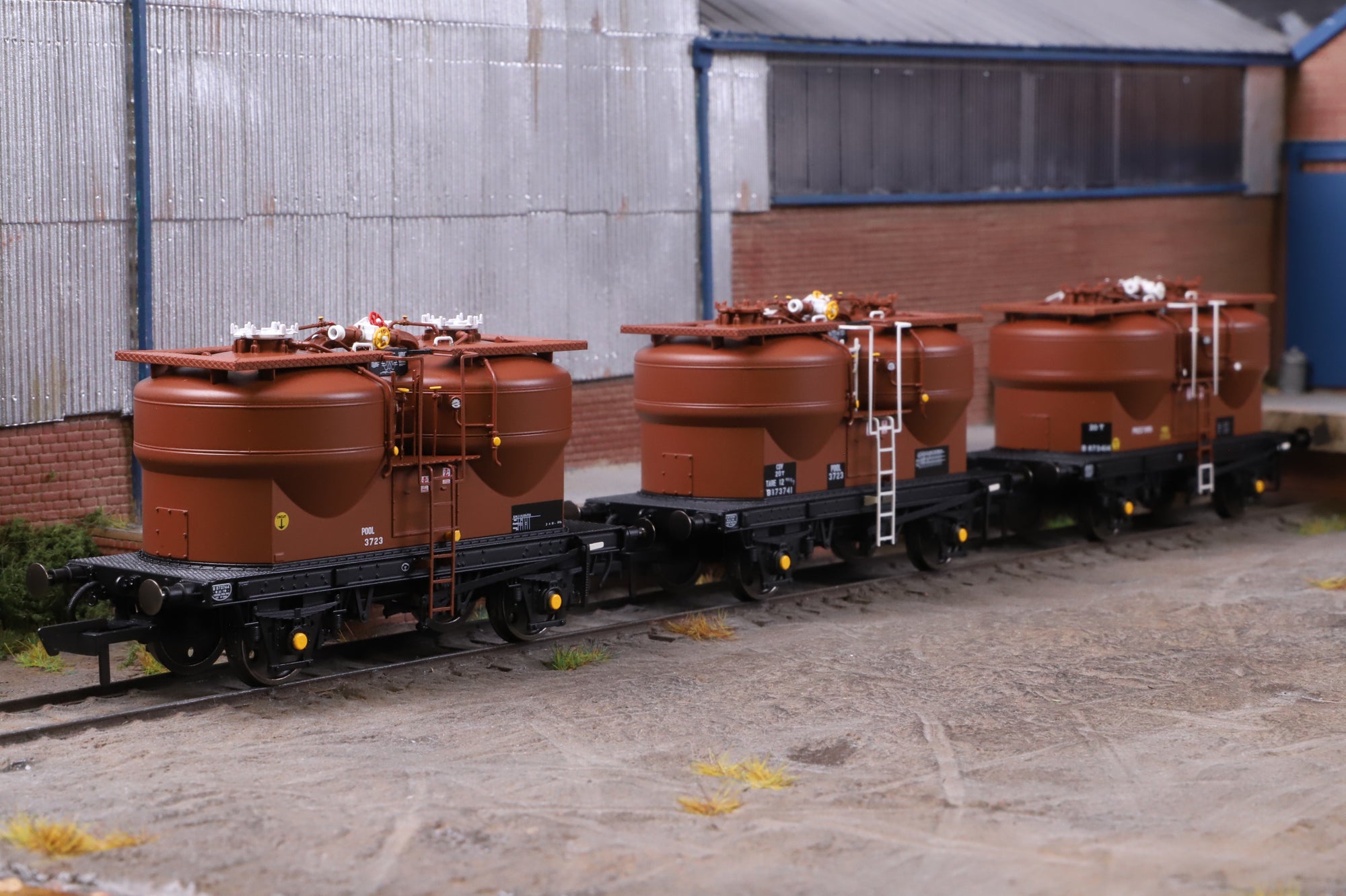 Clark Railworks OO Gauge C3042 BR Bauxite Prestwin Wagons (3-Pcs), B873414, B873741 & B873744 (TOPS)