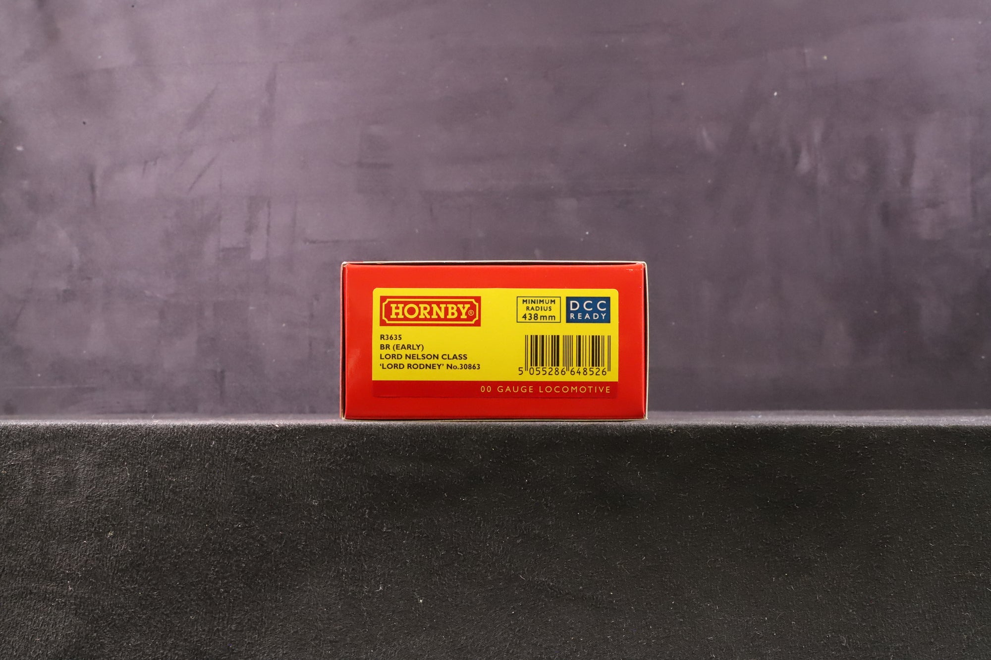 Hornby OO R3635 Lord Nelson Class '30863' ‘Lord Rodney' BR Lined Green E/C