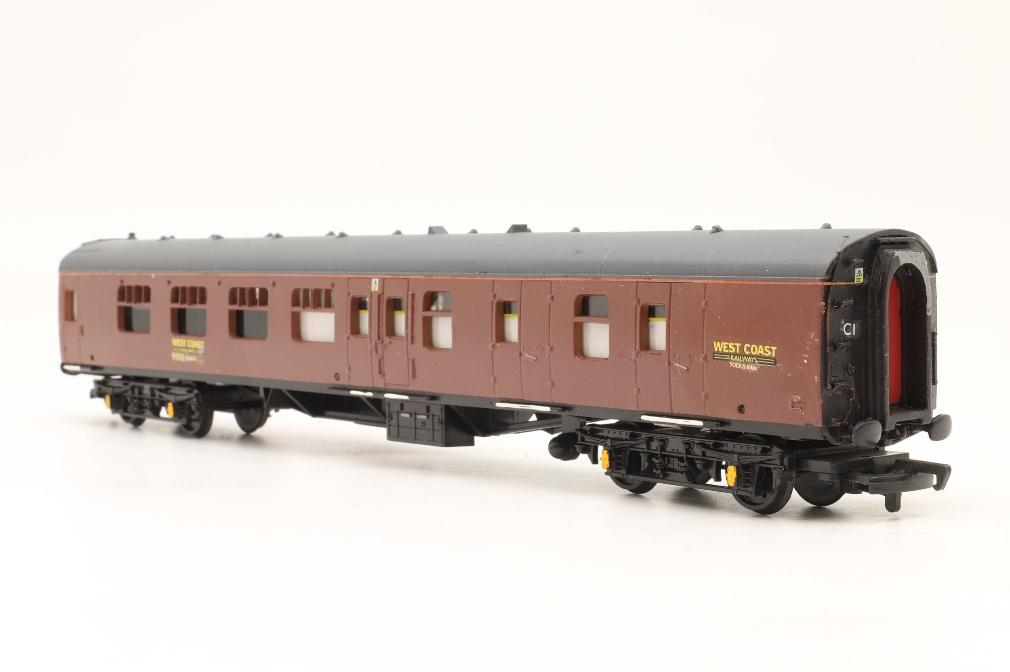 Custom OO Mk1 Ex-BSO Stores/Tools Van in West Coast Livery