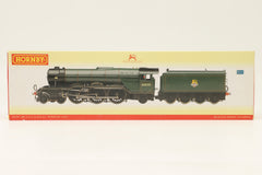 Hornby OO R2341 Class A3 '60035' 'Windsor Lad' BR Lined Green E/C