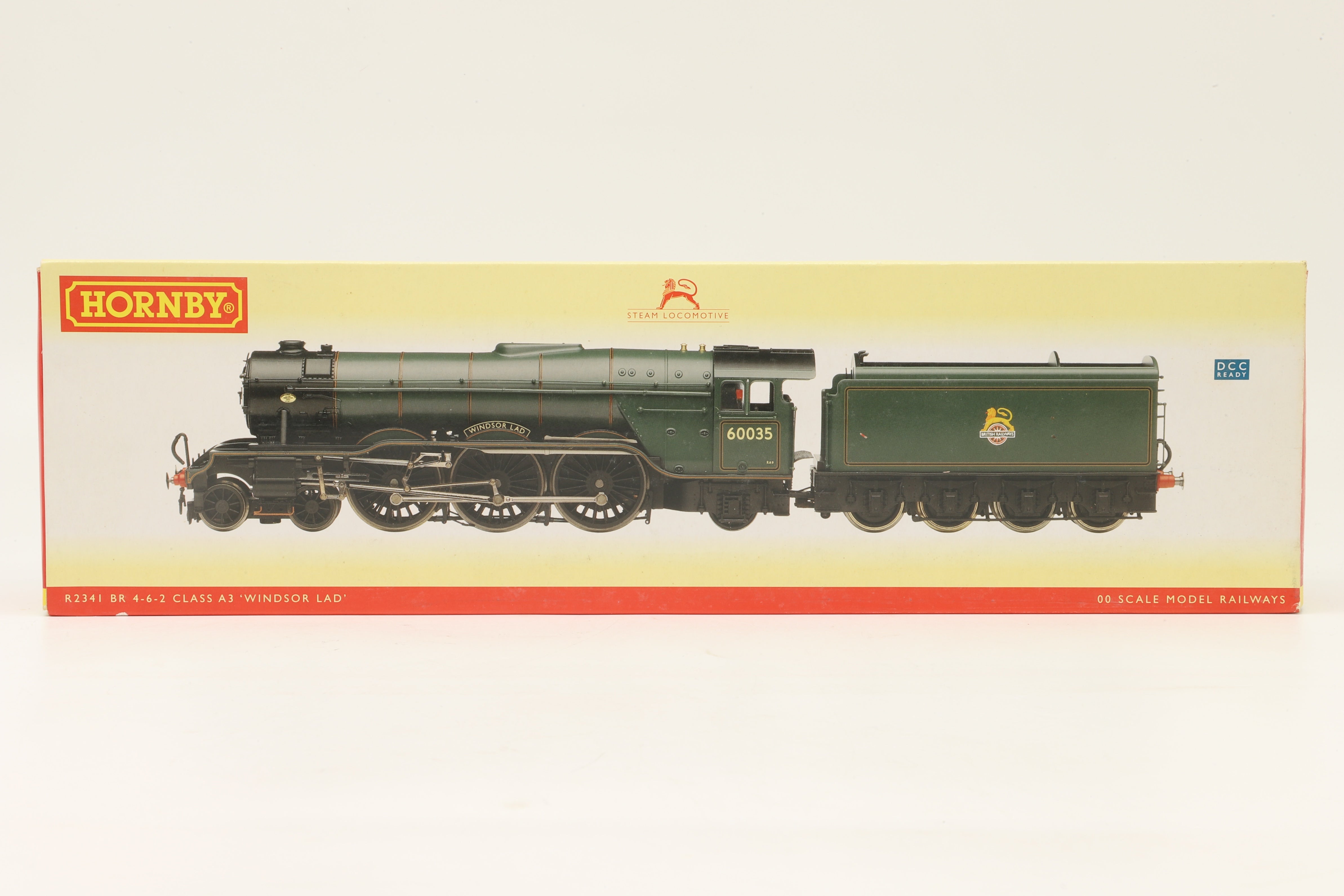 Hornby OO R2341 Class A3 '60035' 'Windsor Lad' BR Lined Green E/C