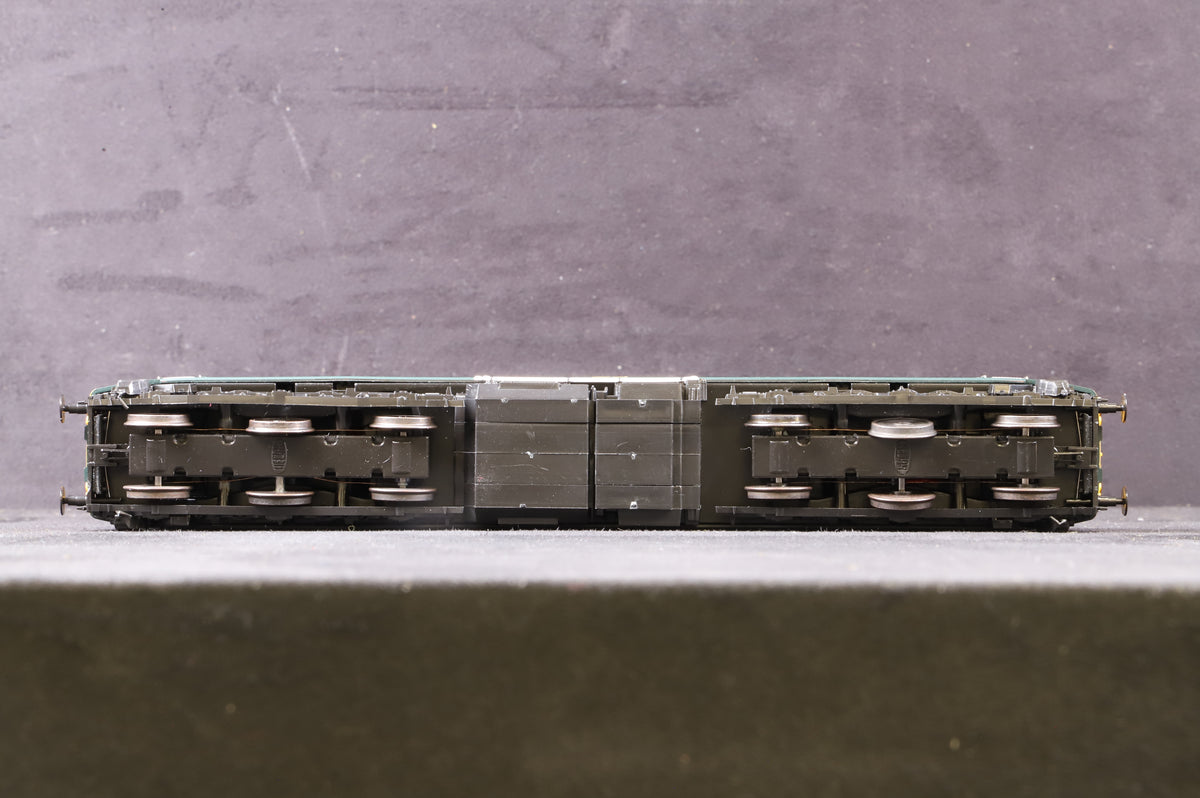 Heljan OO 5704 Class 57 57604 &#39;Pendennis Castle&#39; in First Great Western Livery