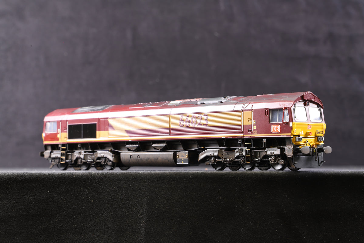 Bachmann OO 32-725DS Class 66 &#39;66023&#39; EWS Renumbered, DCC Sound