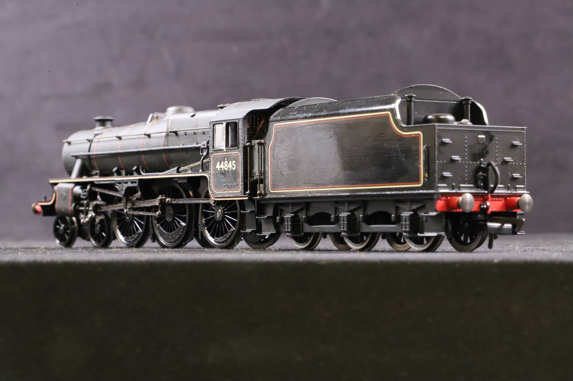 WORKSHOP Hornby OO 'Black 5' 44845 in BR Lined Black
