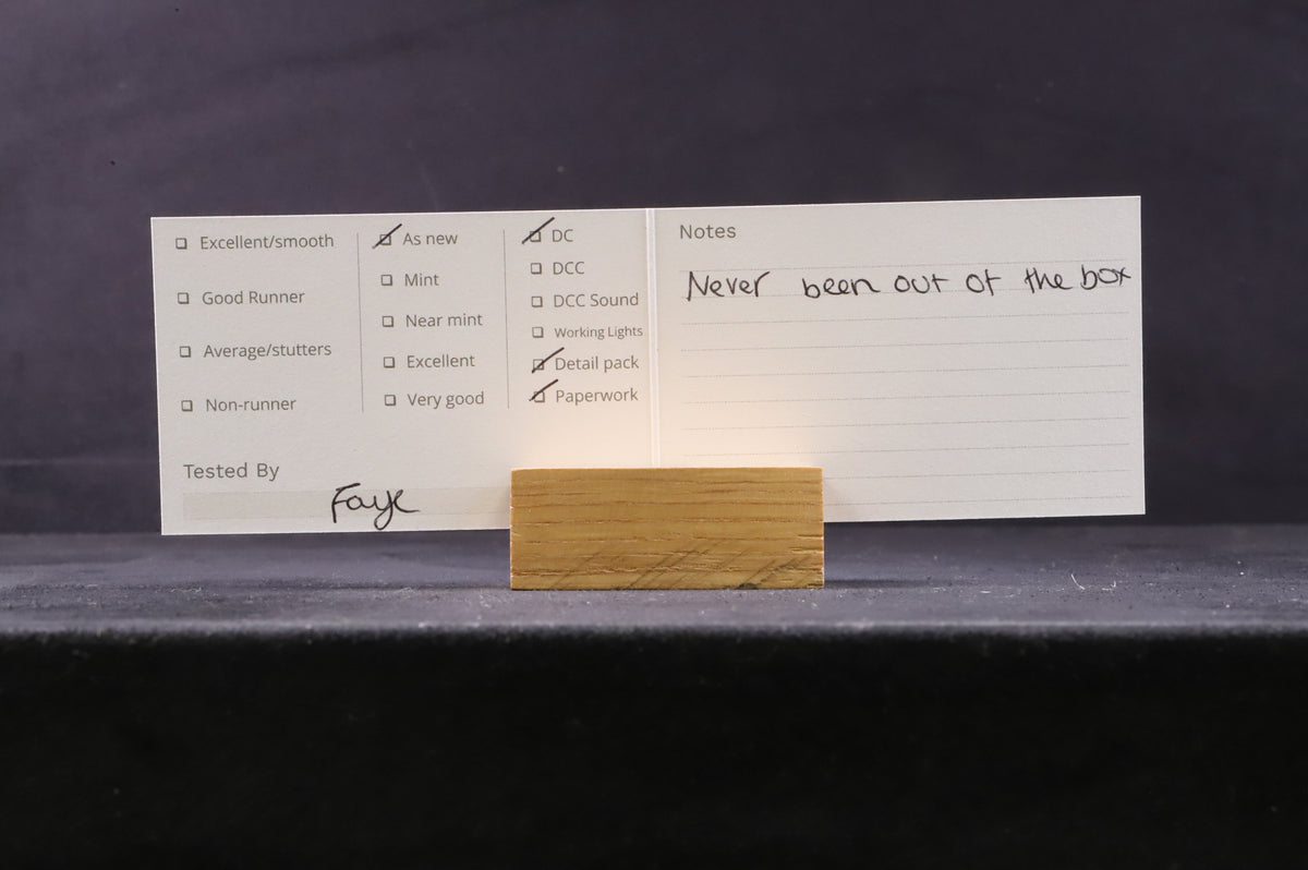 Hornby OO R2489 Class 60 &#39;60007&#39; Diesel Locomotive Loadhaul