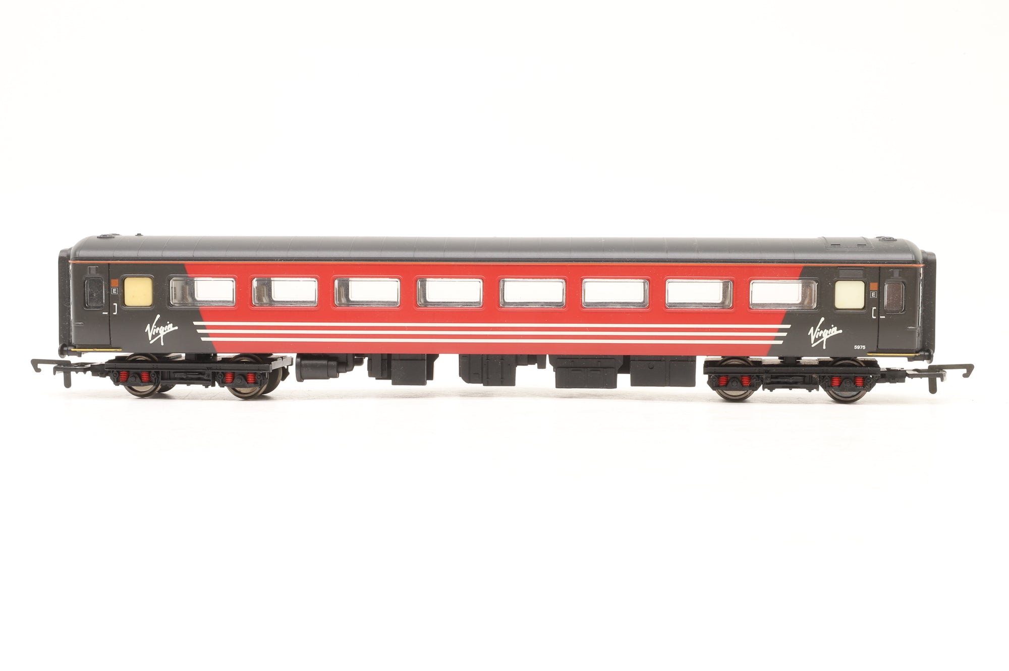 Hornby OO Loco & Coaches from R1049 Class 47 Virgin Trains '47844' with 2 Mk2 Passenger Coaches & Royal Mail TPO '80319NSX'