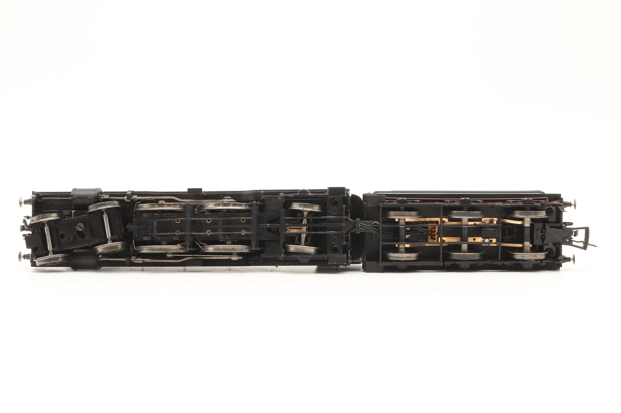 Bachmann OO 31-760NRM GNR Atlantic Class C12 '251' GNR Lined Green Excl. NRM