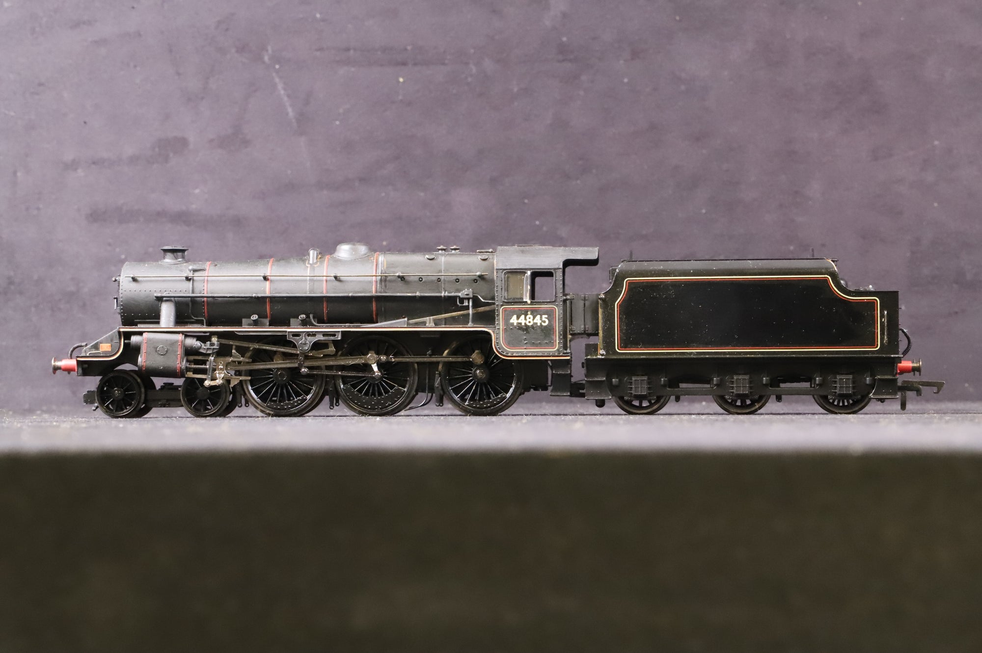 WORKSHOP Hornby OO 'Black 5' 44845 in BR Lined Black