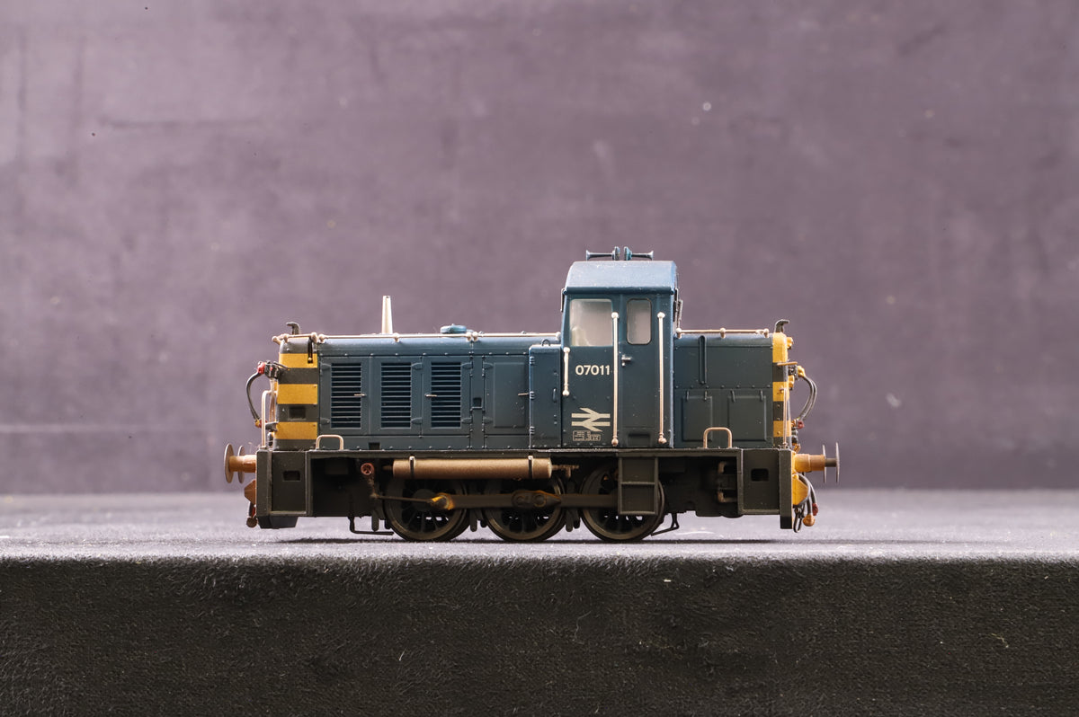 Heljan OO 29141 Class 07 V2 D2989 in BR Blue w/ Wasp Stripes