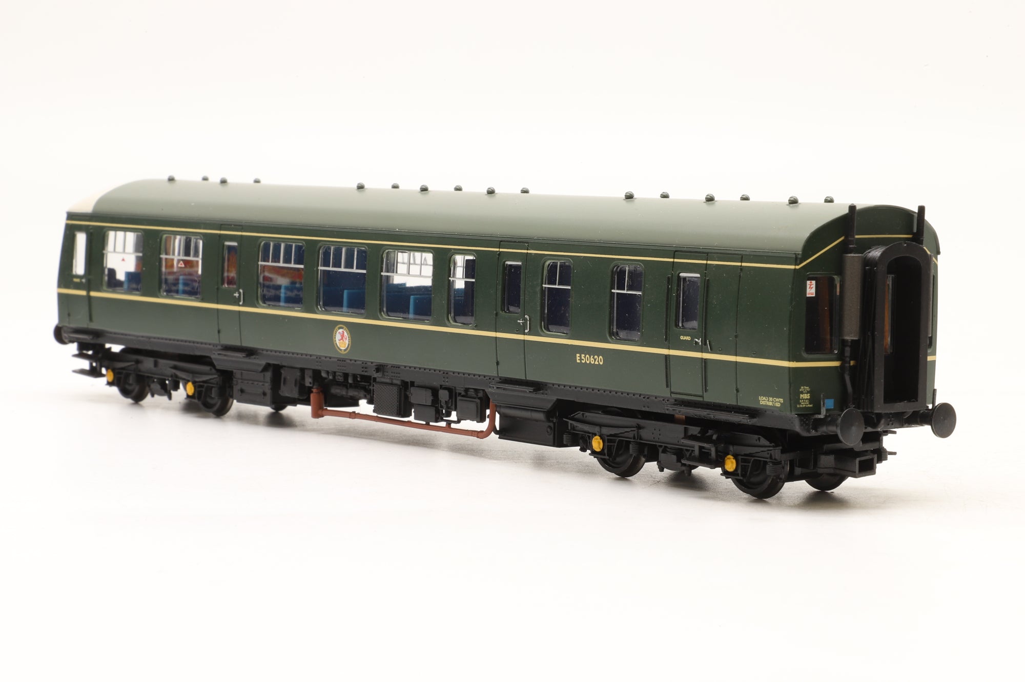 Bachmann OO 32-911 Class 108 3-Car DMU BR Green, Yellow Warning Panels