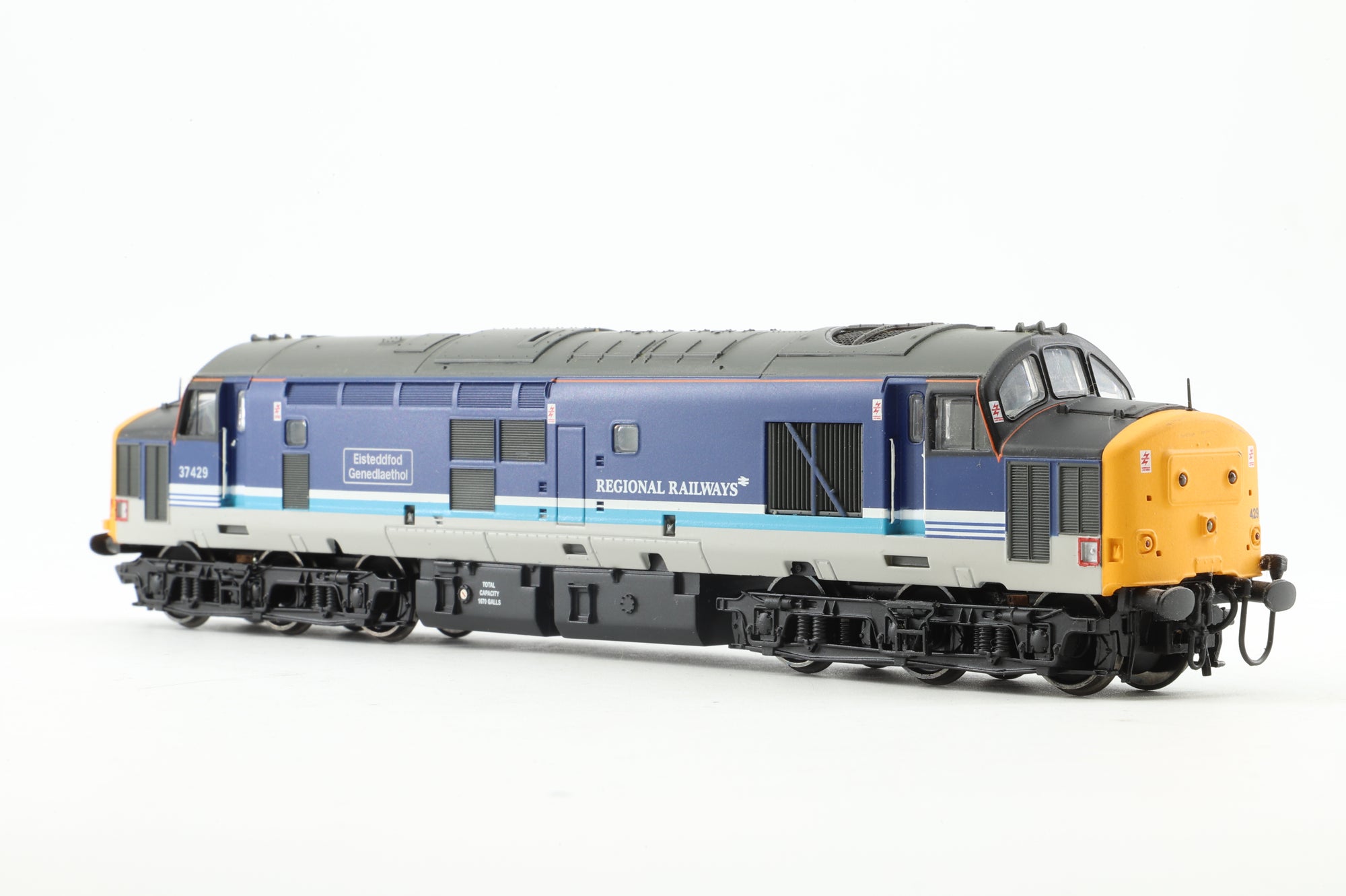 Bachmann OO 32-376 Class 37/4 in 37429 'Eisteddfod Genedlaethol' in BR Regional Railways Livery