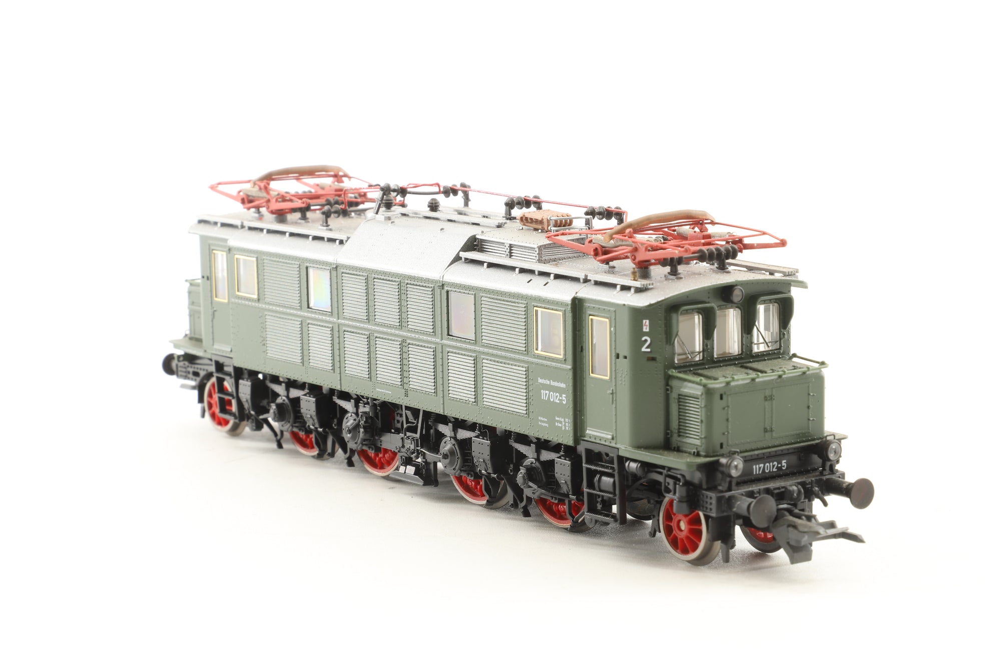 Roco HO BR117 Electric Locomotive 117012-5 in DB Green