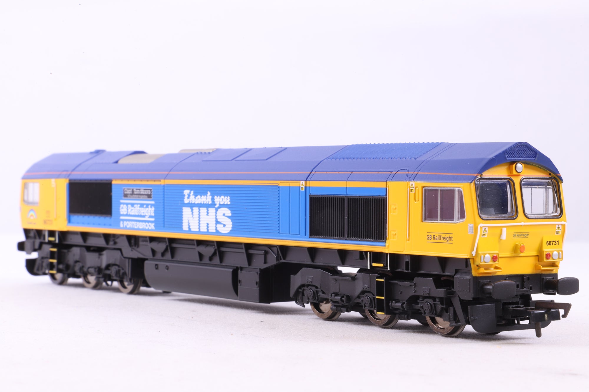 Hornby OO R30069 GBRf Class 66 'Capt. Tom Moore - A True British Inspiraation' '66731' Ltd. Ed., DCC Fitted