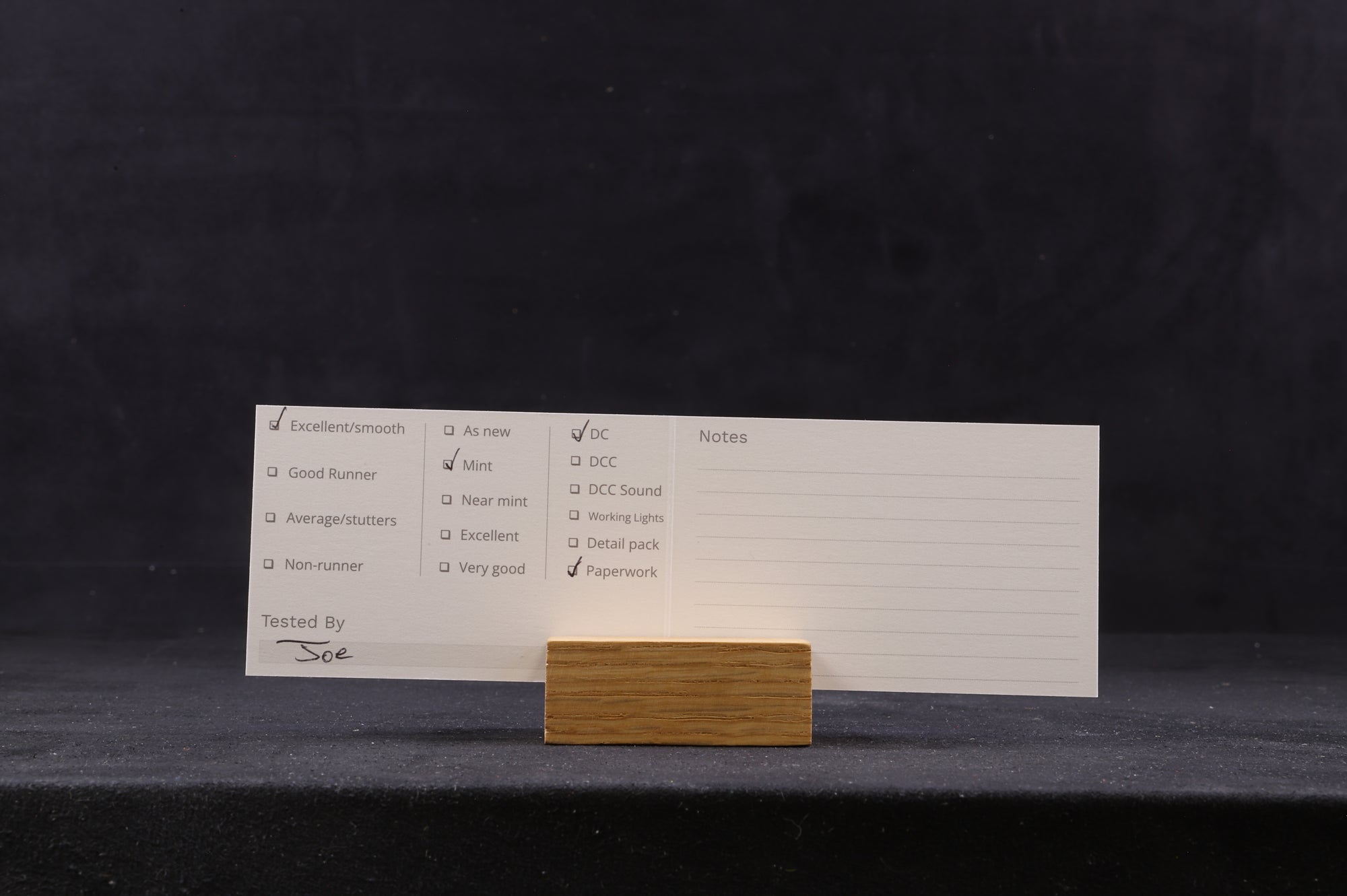 Hornby OO R3053 Class 90 '90021' EWS First Scotrail Livery