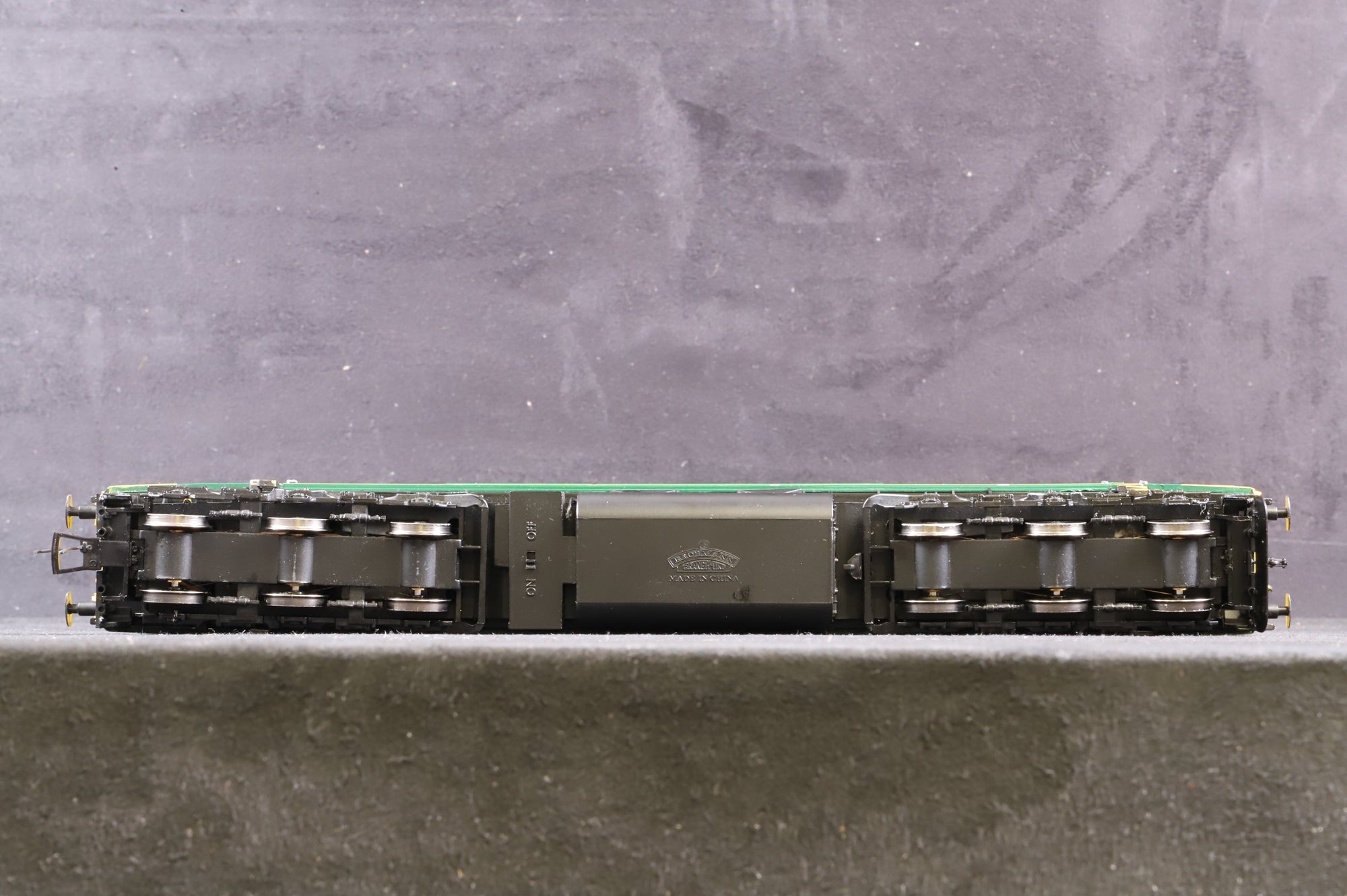 Bachmann OO 32-728DS Class 66 '66571' Freightliner Renumbered, DCC Sound