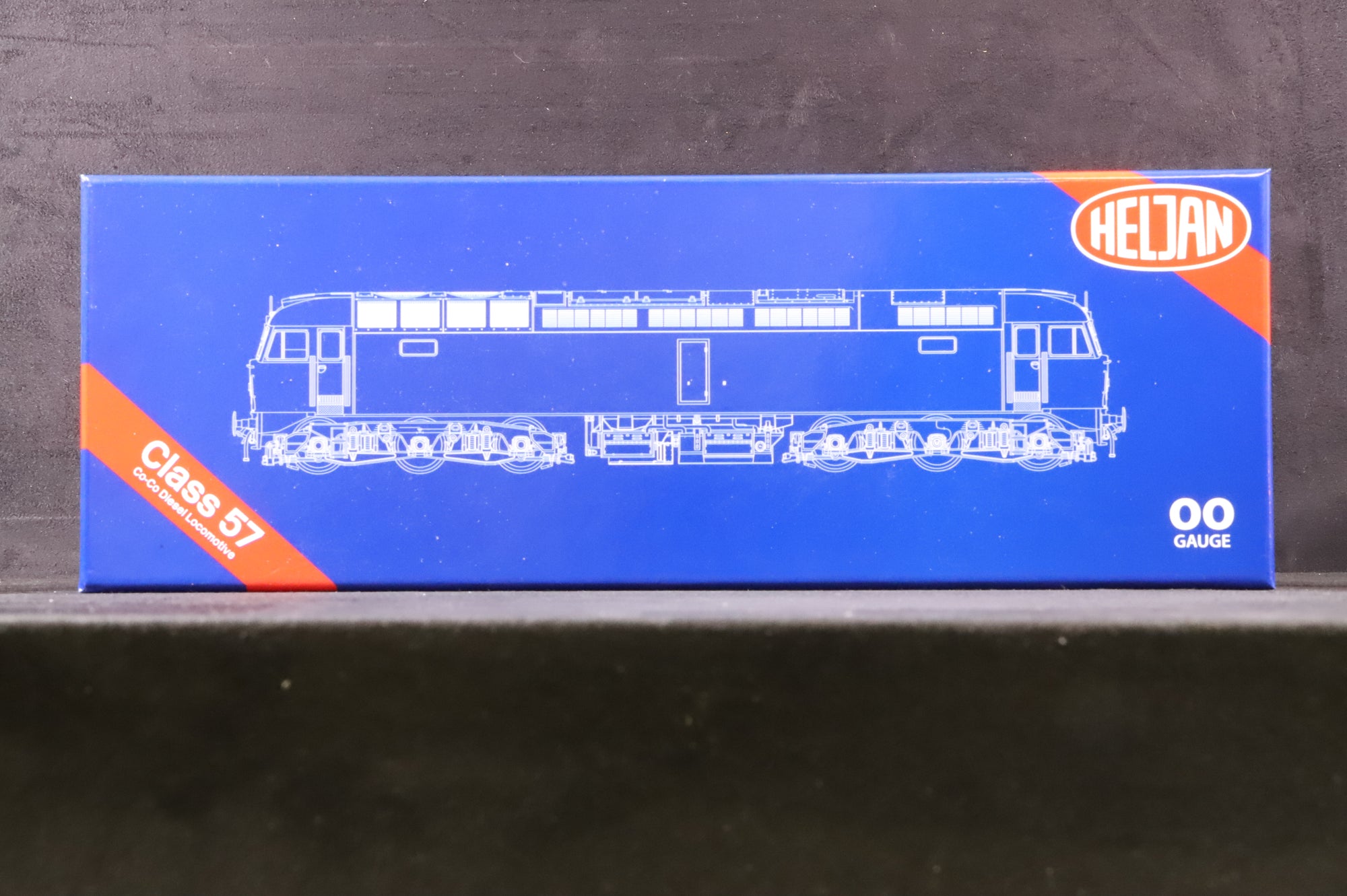 Heljan OO 5711 Class 57 '57604' 'Pendennis Castle' GWR Lined Green