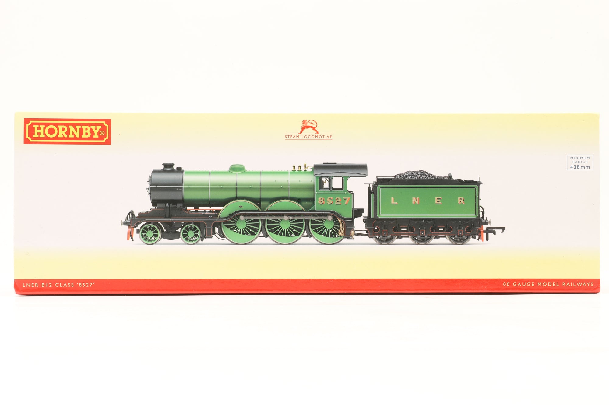 Hornby OO R3544 Class B12 '8527' LNER Apple Green