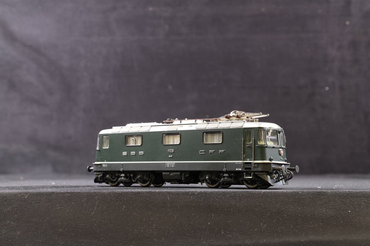 Roco HO SBB-CFF Electric Loco Green Re 4/4 &#39;11128&#39;