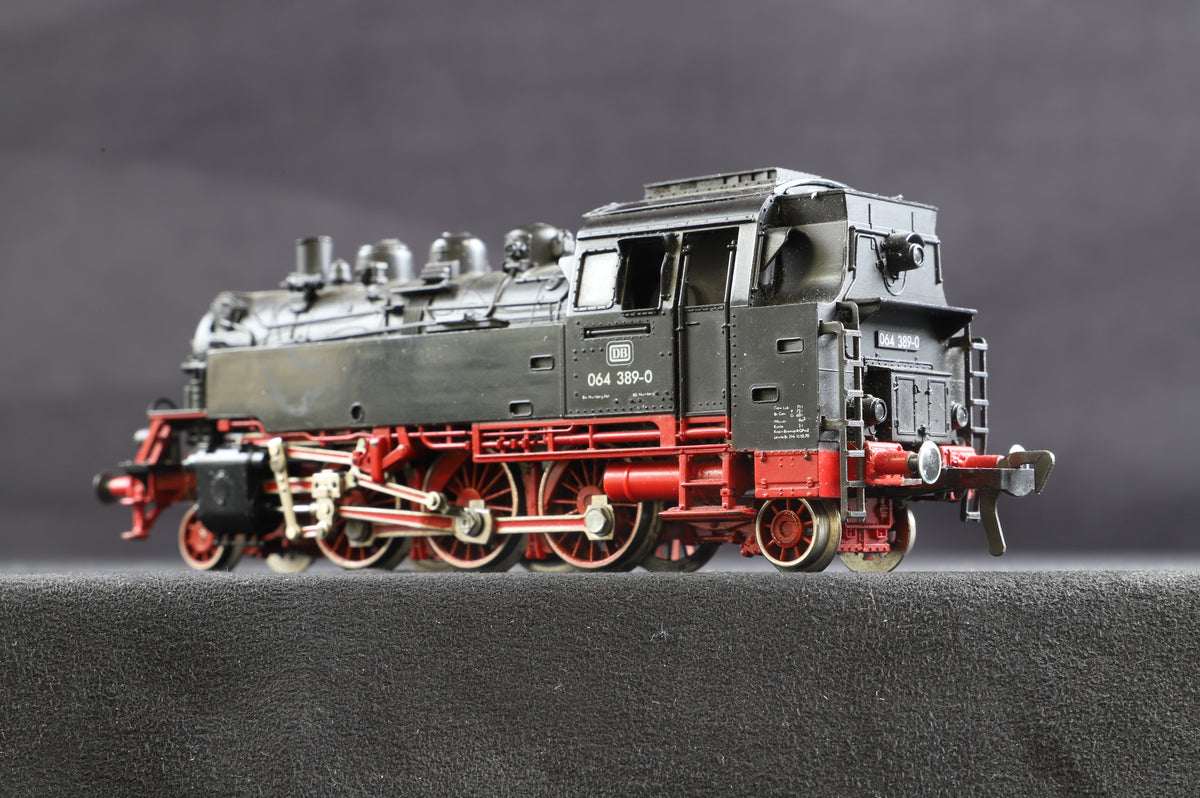 Fleischmann HO 4064 Steam Locomotive BR &#39;064 389-0&#39; DB