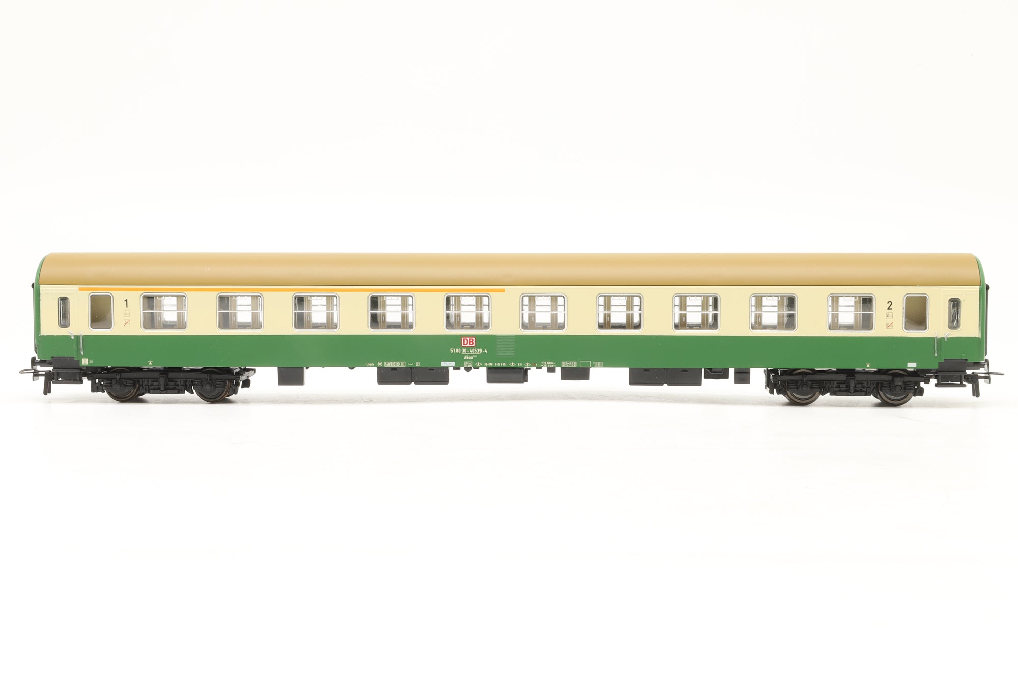Sachsenmodelle HO 14410/14415 Rake of 2x DB Green/Cream Coaches