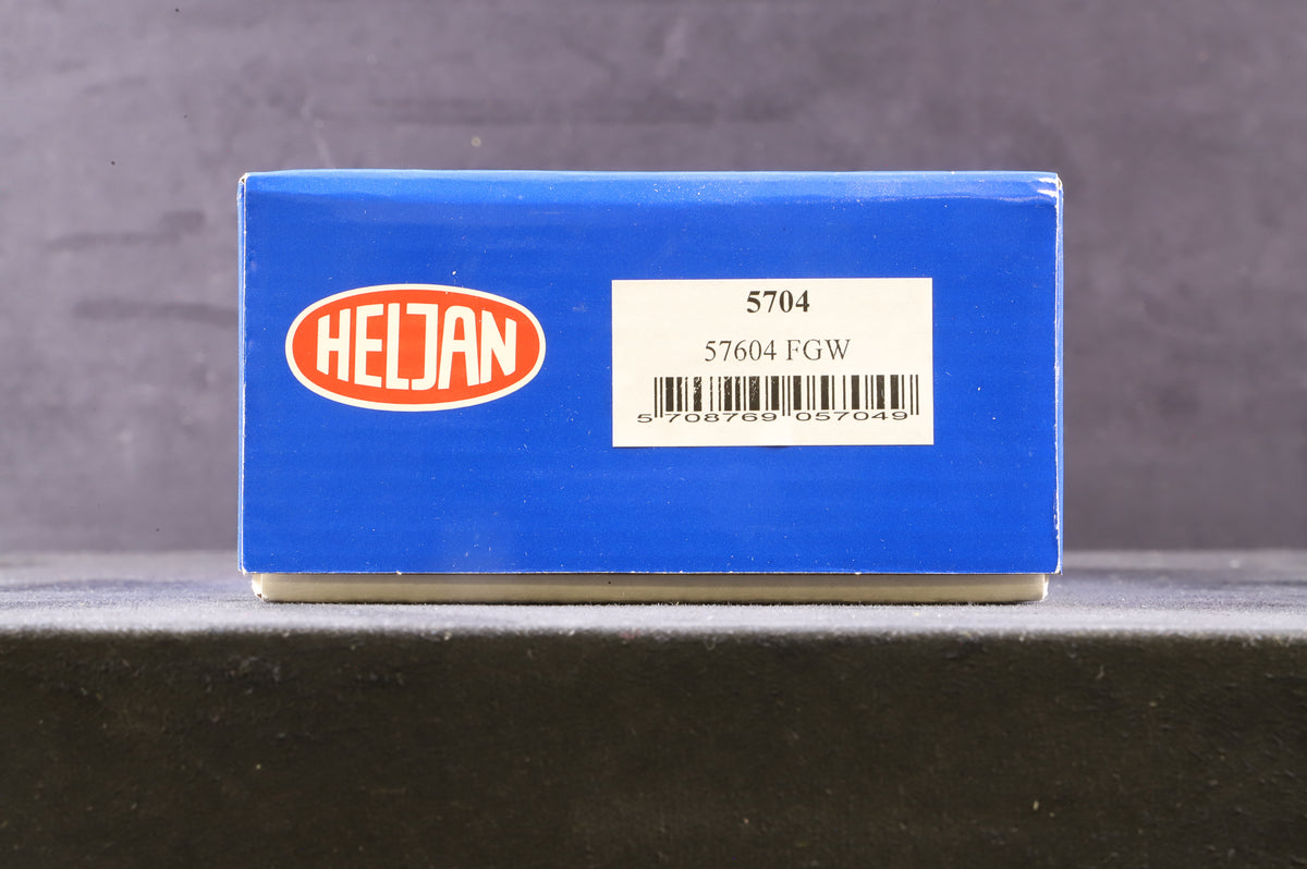 Heljan OO 5704 Class 57 57604 &#39;Pendennis Castle&#39; in First Great Western Livery